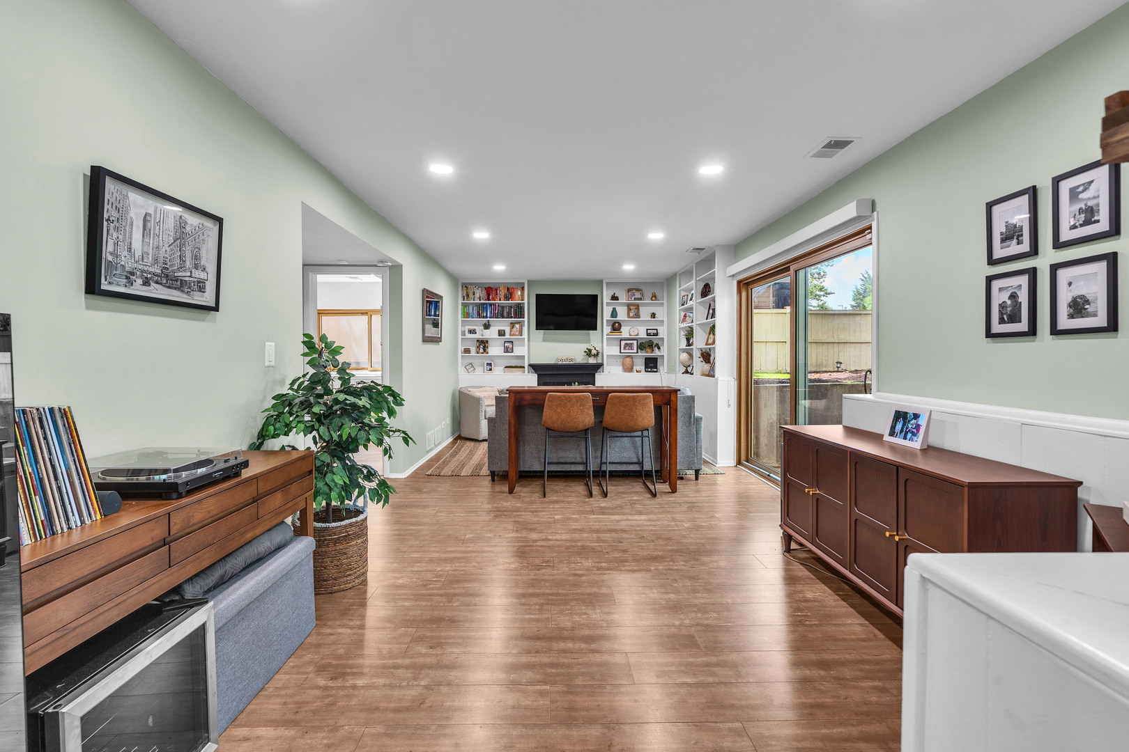 542 Bryce Trail, Roselle, IL 60172