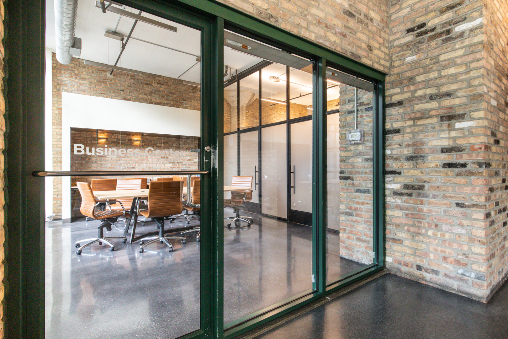 1800 W Roscoe Street #525, Chicago, IL 60657