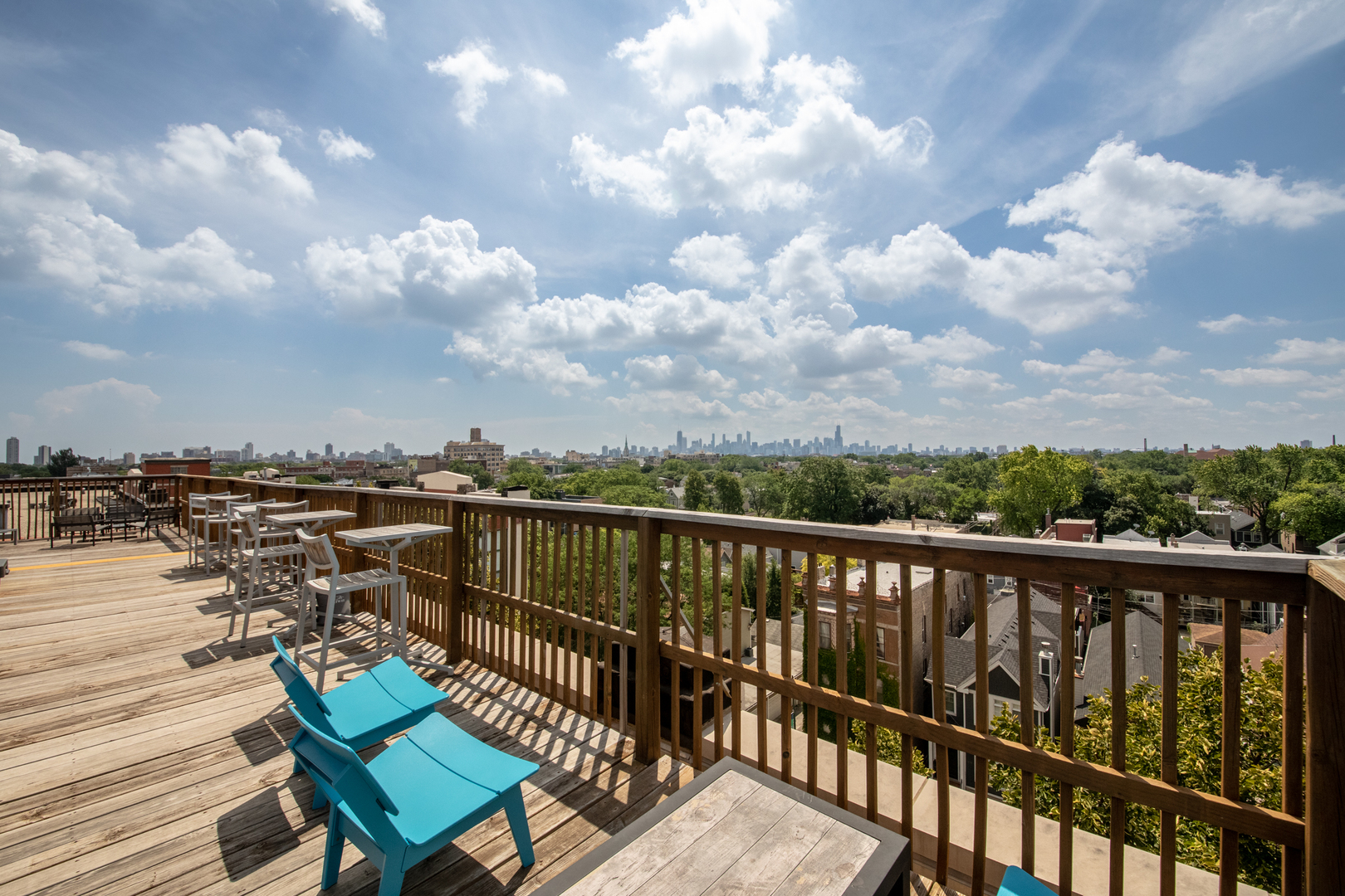 1800 W Roscoe Street #525, Chicago, IL 60657
