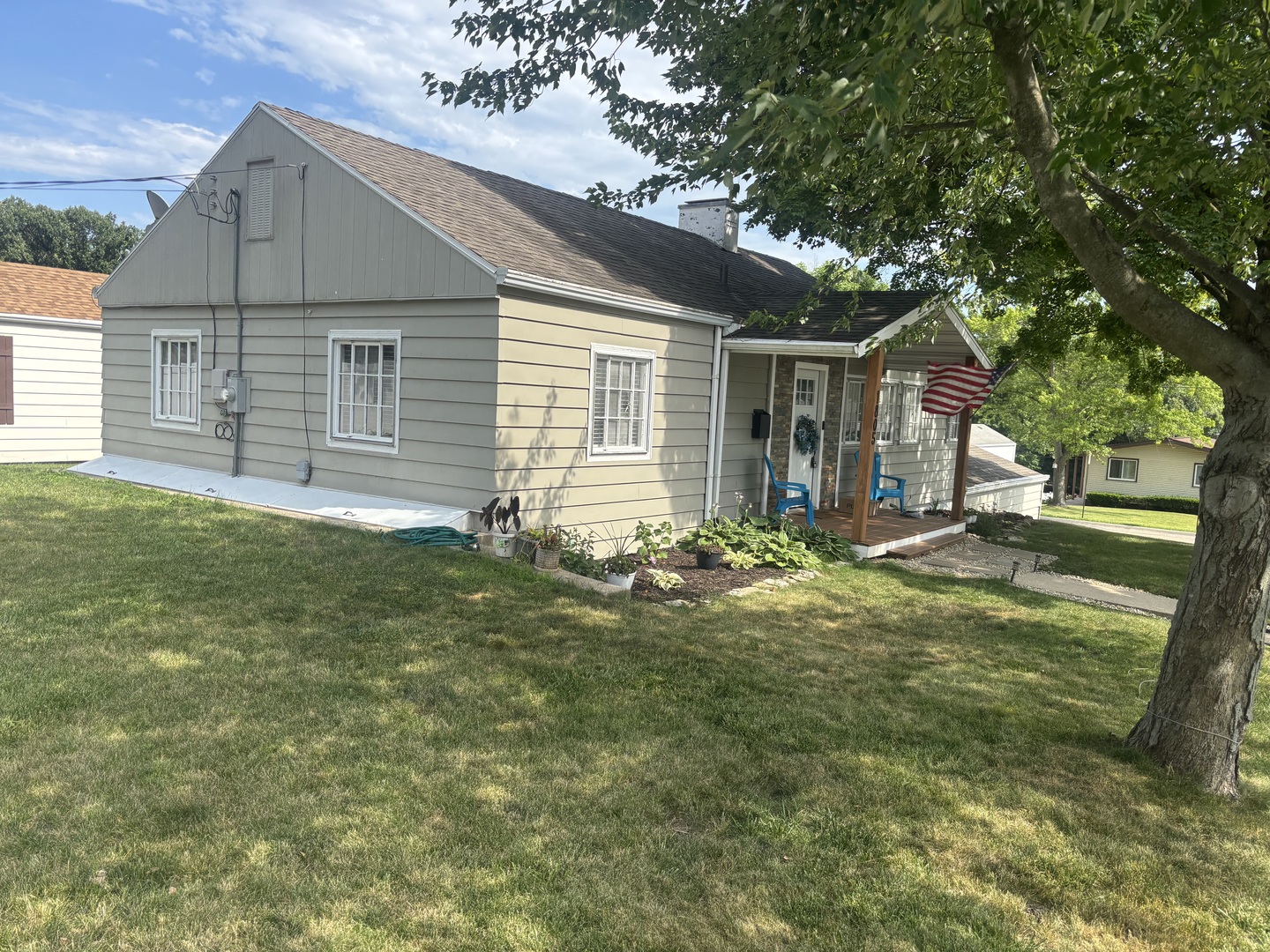 1805 Rock Street, Peru, IL 61354