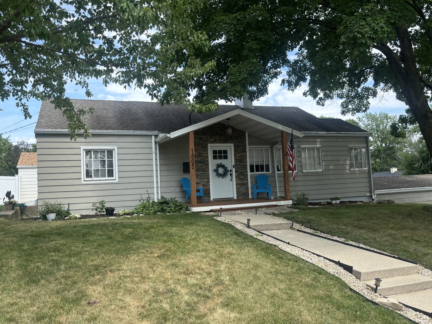 1805 Rock Street, Peru, IL 61354