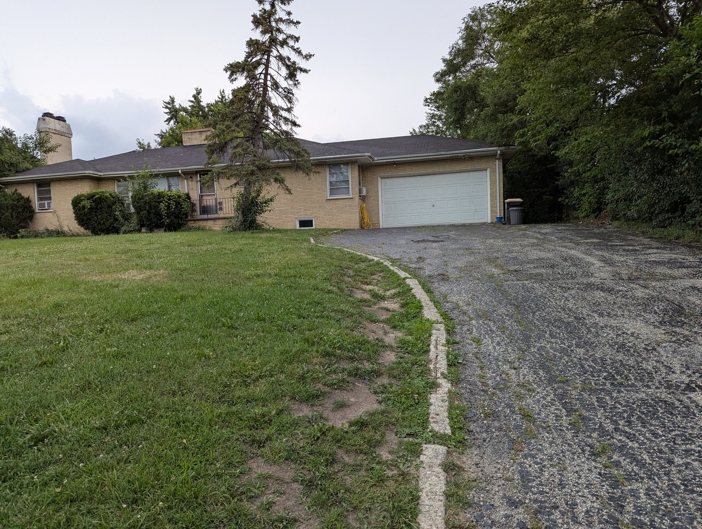 219 W 79th Street, Burr Ridge, IL 60527