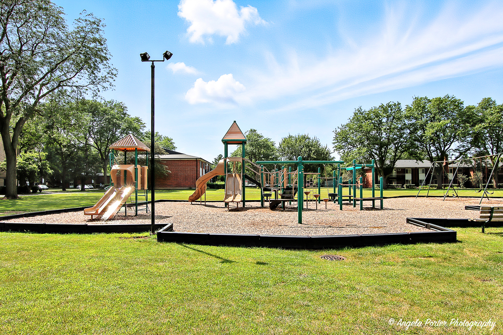 2424 E Oakton Street #1G, Arlington Heights, IL 60004