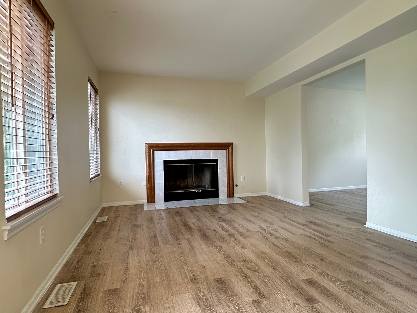 21258 W Cascade Court, Plainfield, IL 60544
