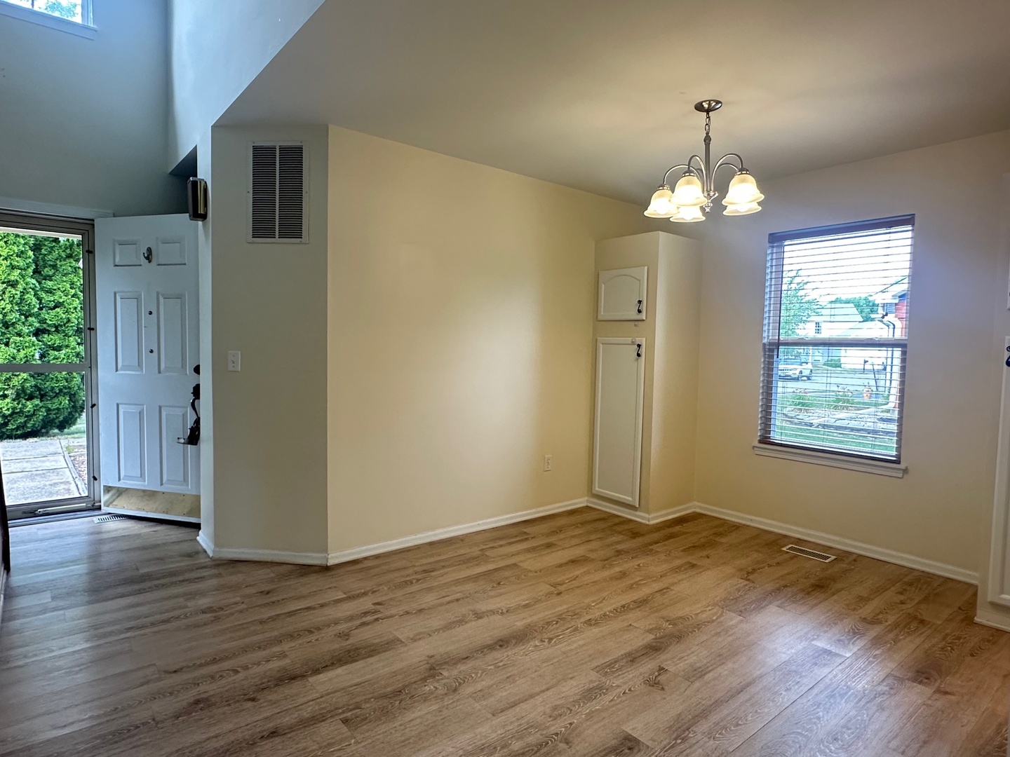 21258 W Cascade Court, Plainfield, IL 60544