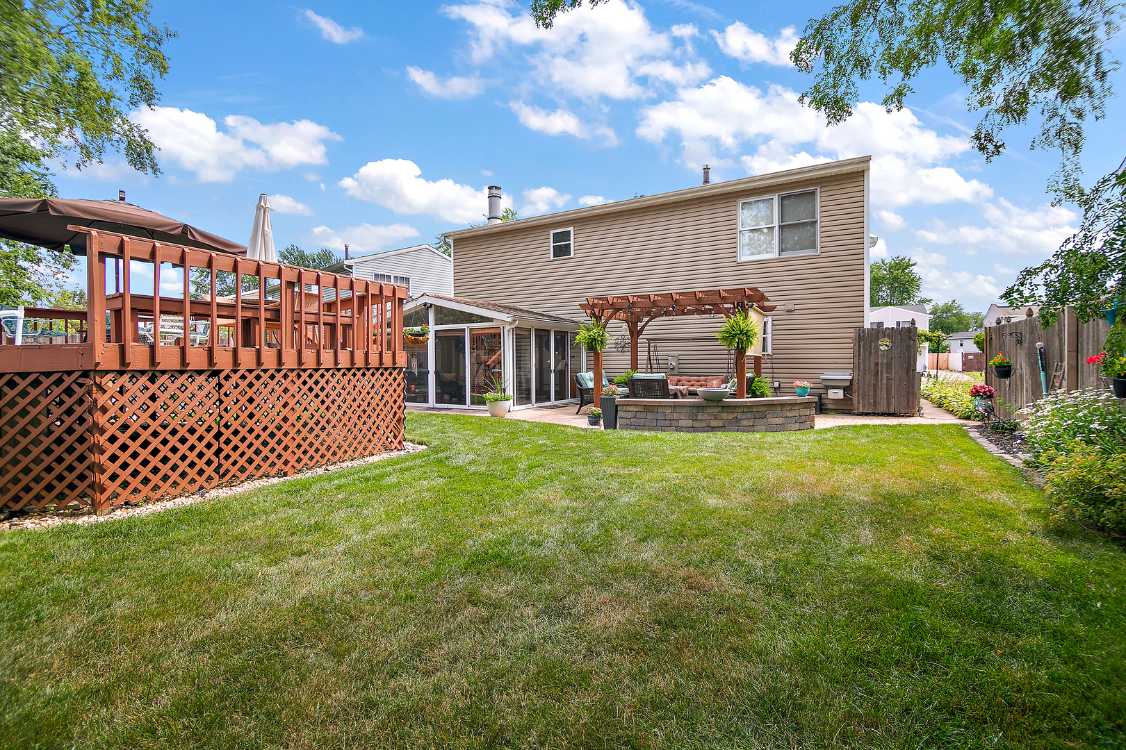 20517 Acorn Ridge Drive, Frankfort, IL 60423