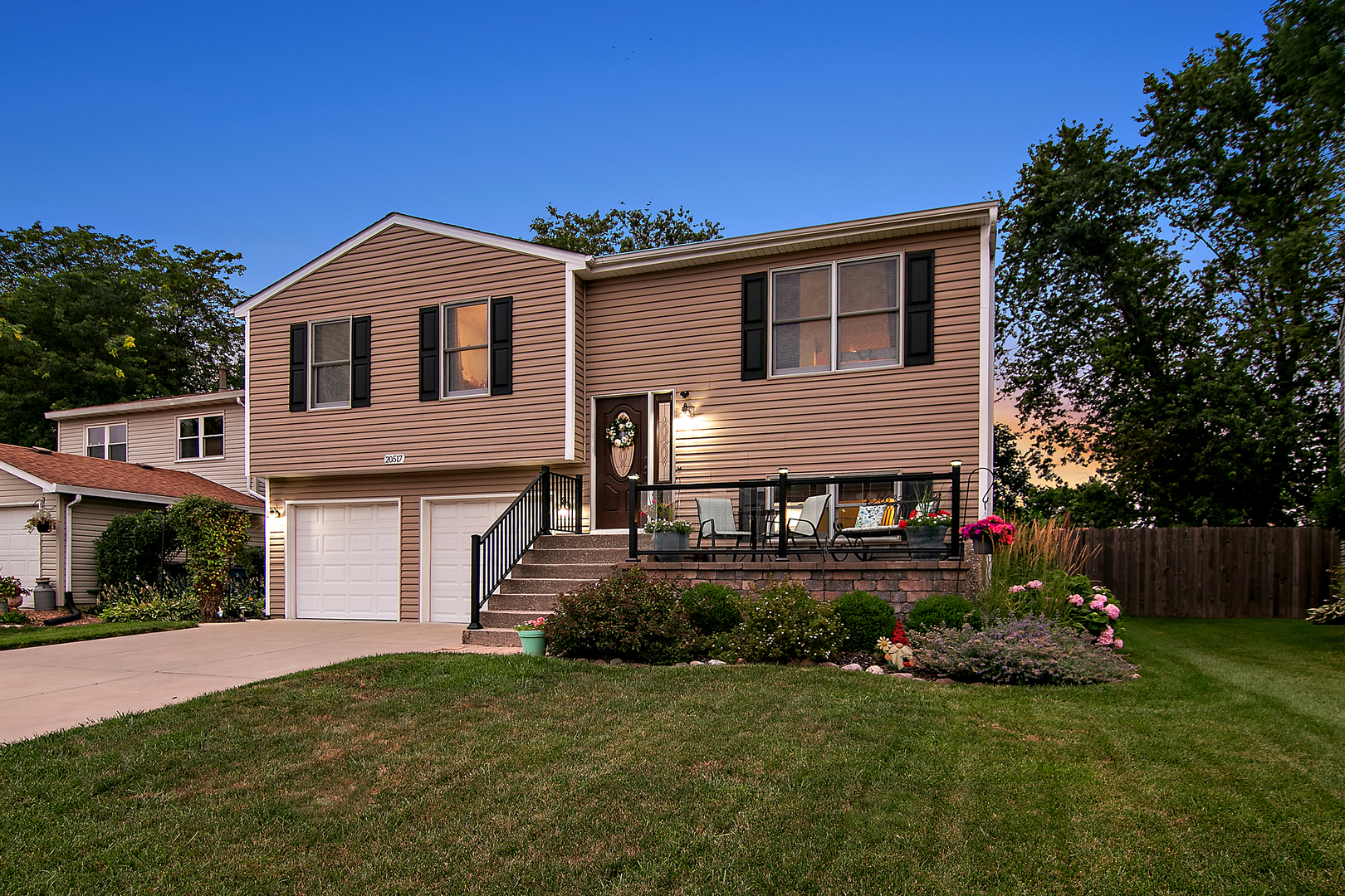 20517 Acorn Ridge Drive, Frankfort, IL 60423
