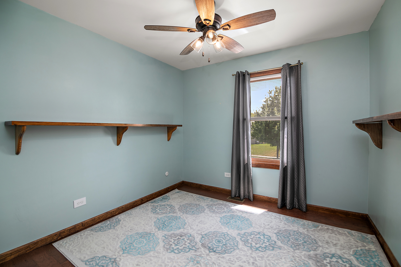 20517 Acorn Ridge Drive, Frankfort, IL 60423