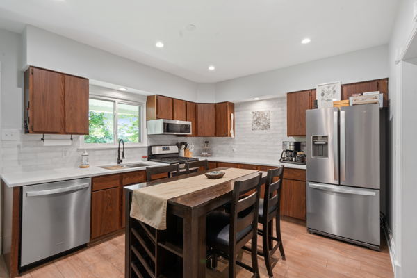 3621 Vernon Avenue, Brookfield, IL 60513