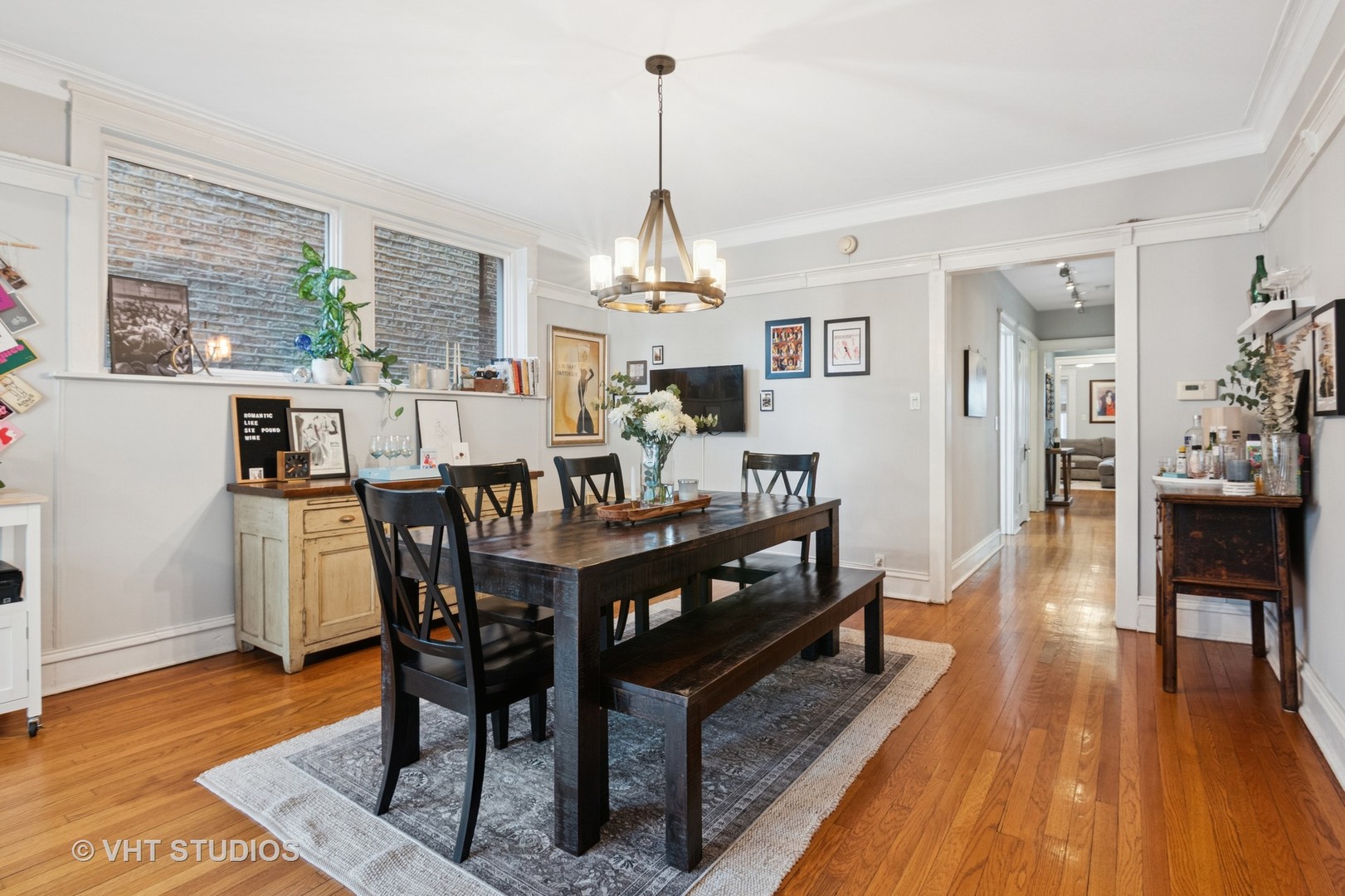 629 W Buckingham Place #1W, Chicago, IL 60657