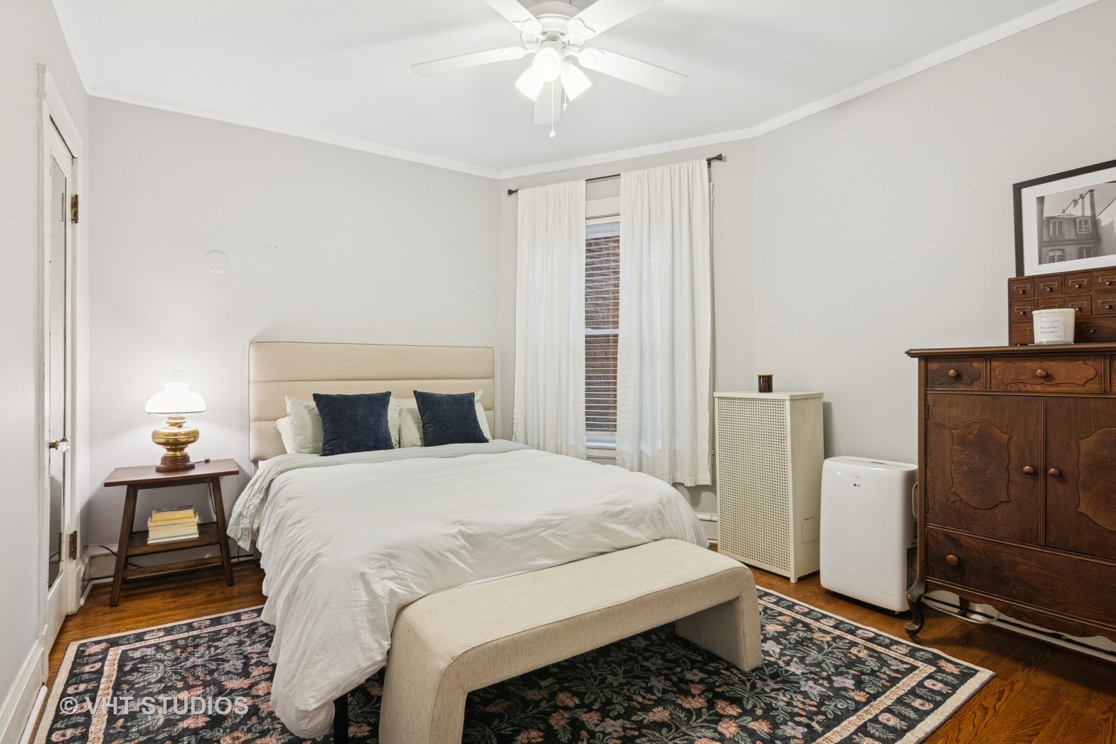 629 W Buckingham Place #1W, Chicago, IL 60657