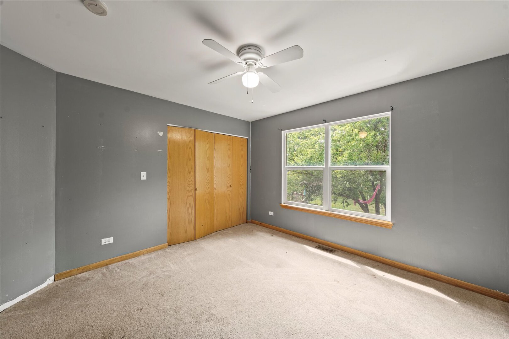 1228 Pennsylvania Avenue, Winthrop Harbor, IL 60096