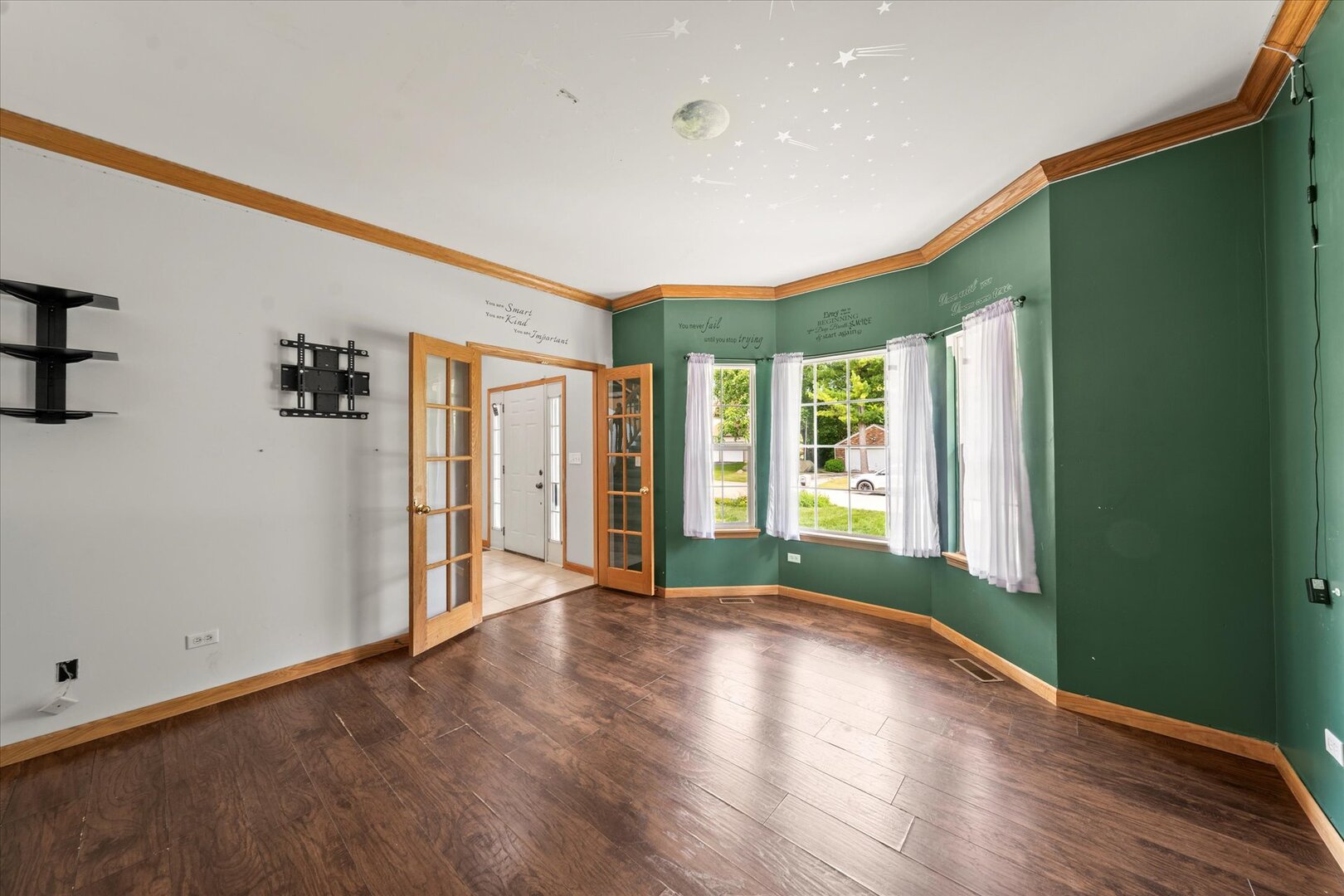1228 Pennsylvania Avenue, Winthrop Harbor, IL 60096