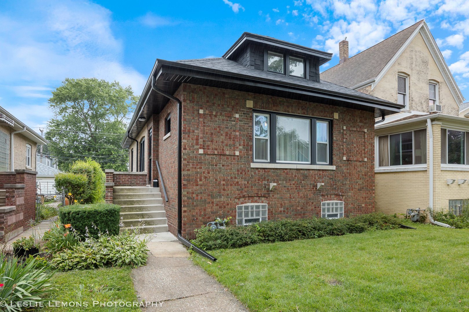 1164 S Lombard Avenue, Oak Park, IL 60304