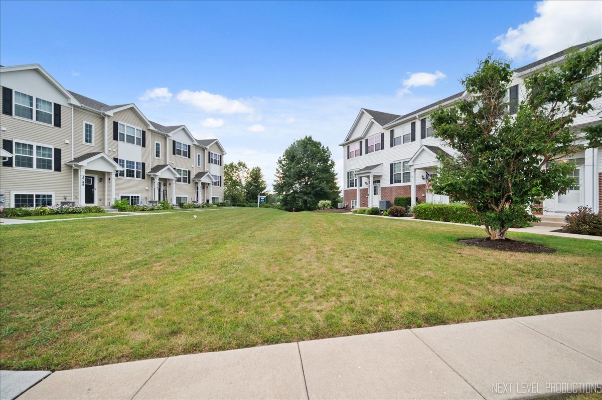 3765 Bailey Road, Yorkville, IL 60560