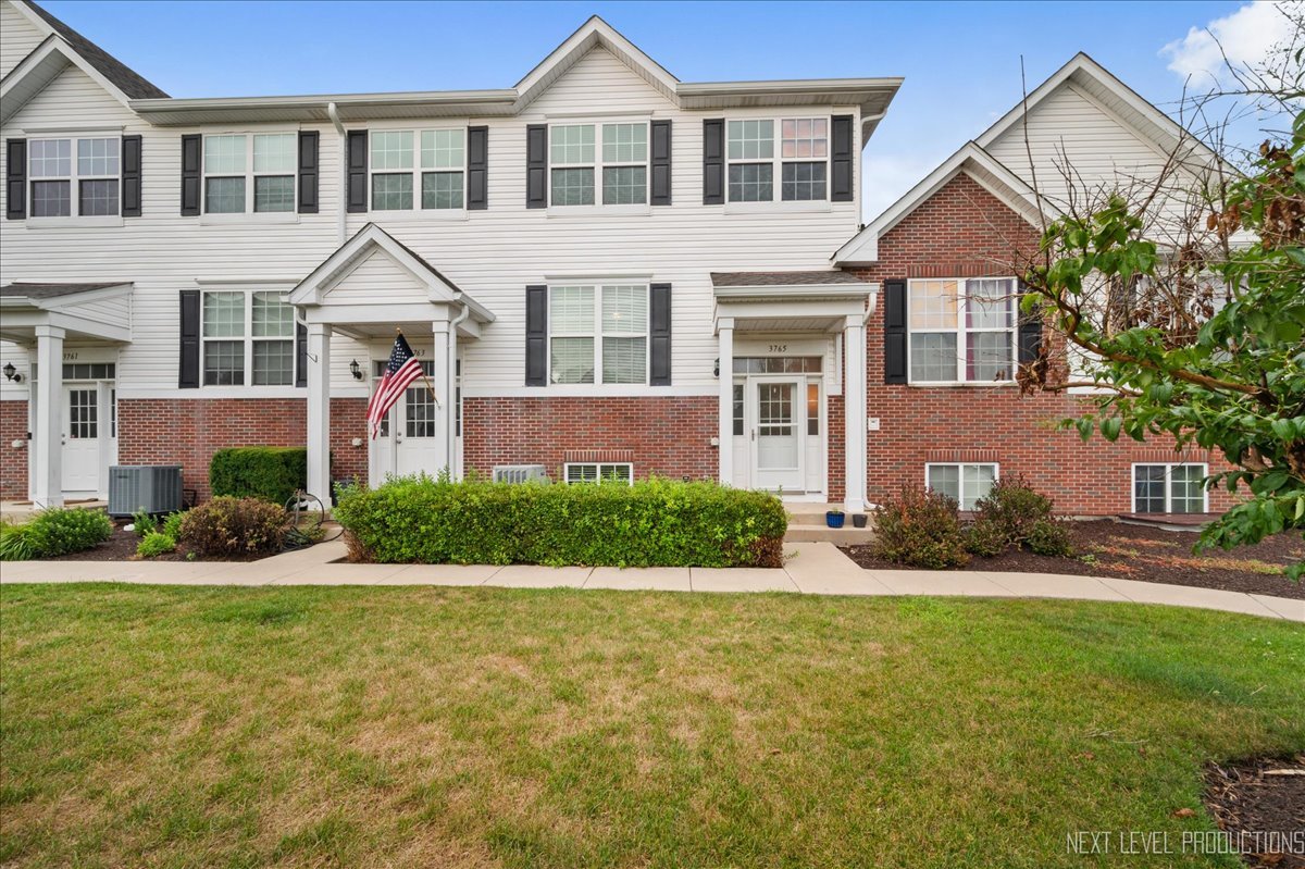 3765 Bailey Road, Yorkville, IL 60560