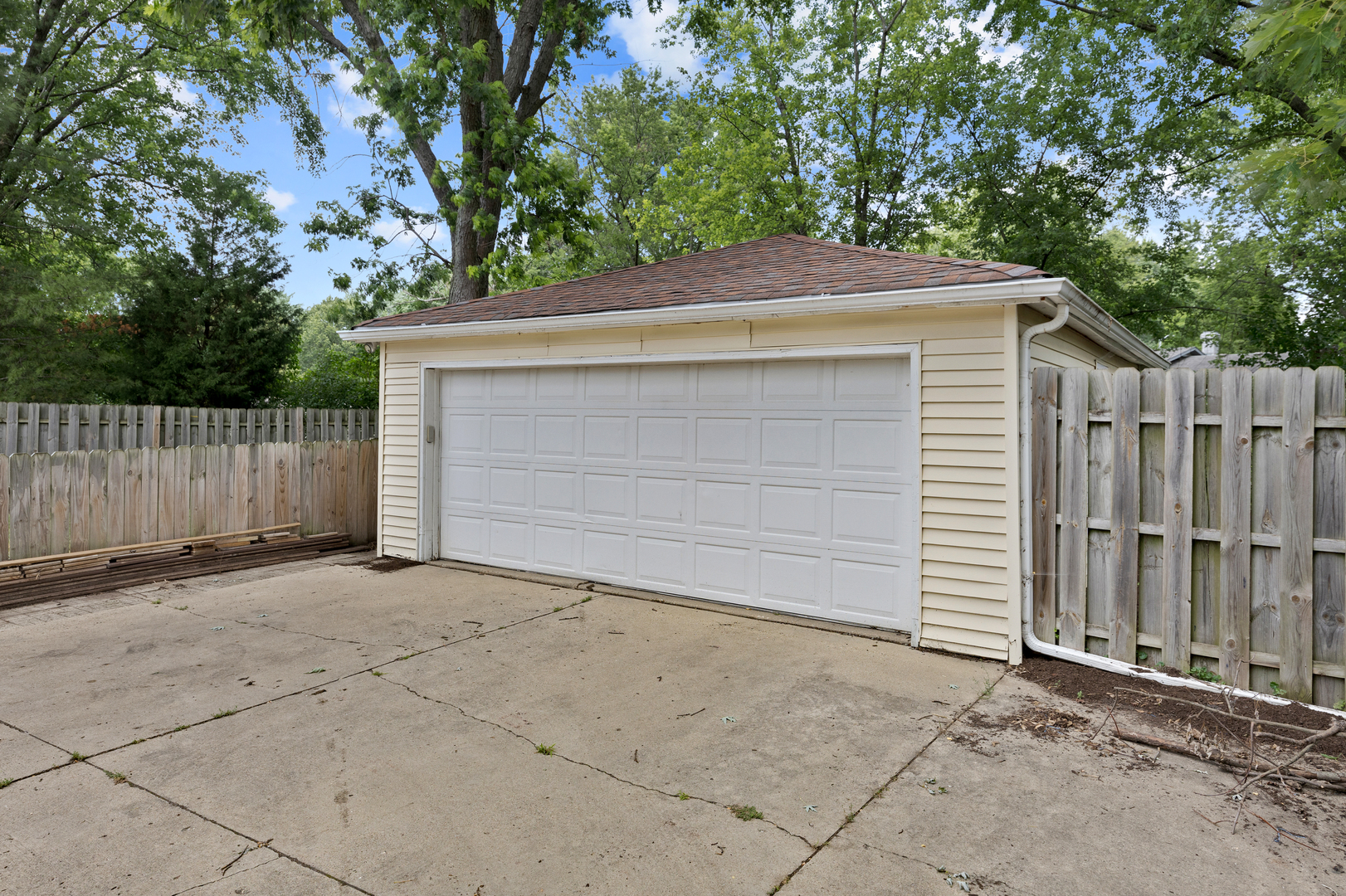 1512 S 7th Avenue, St. Charles, IL 60174
