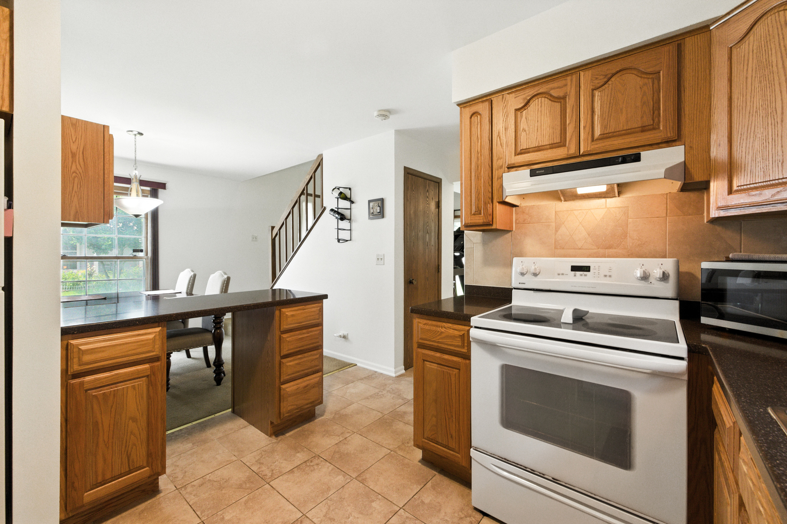 2S749 Grove Lane, Warrenville, IL 60555