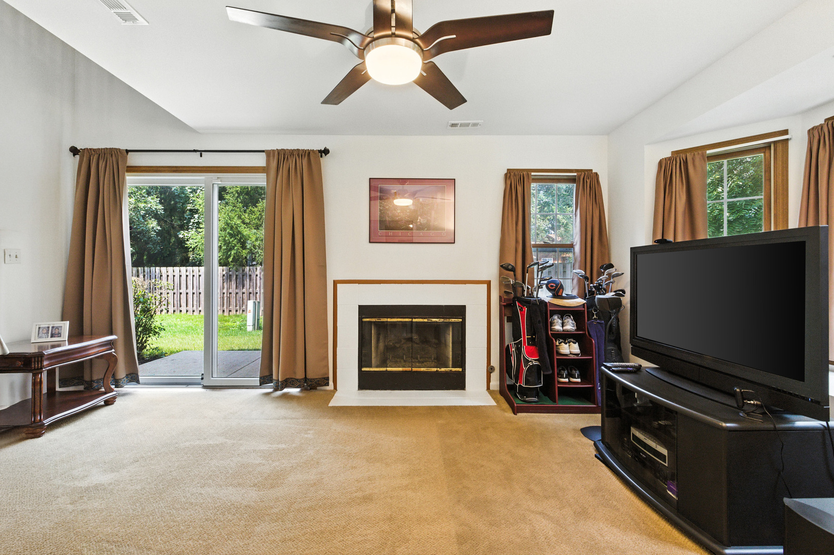 2S749 Grove Lane, Warrenville, IL 60555