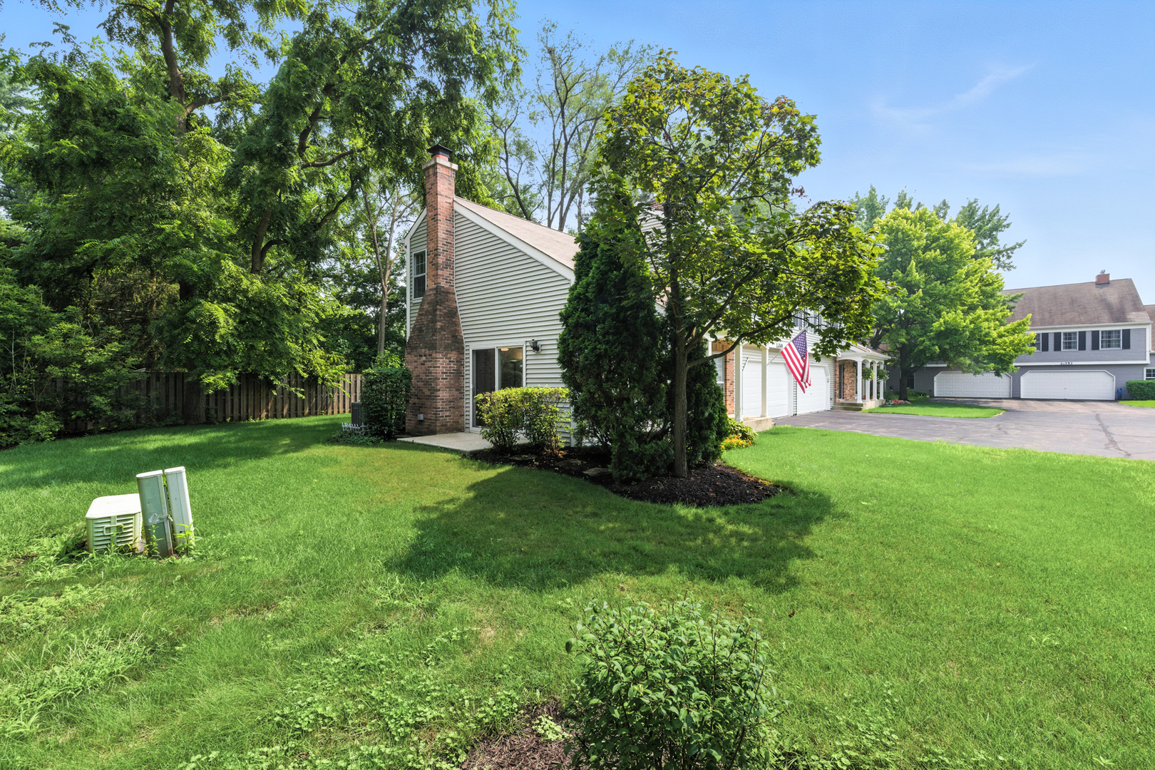2S749 Grove Lane, Warrenville, IL 60555