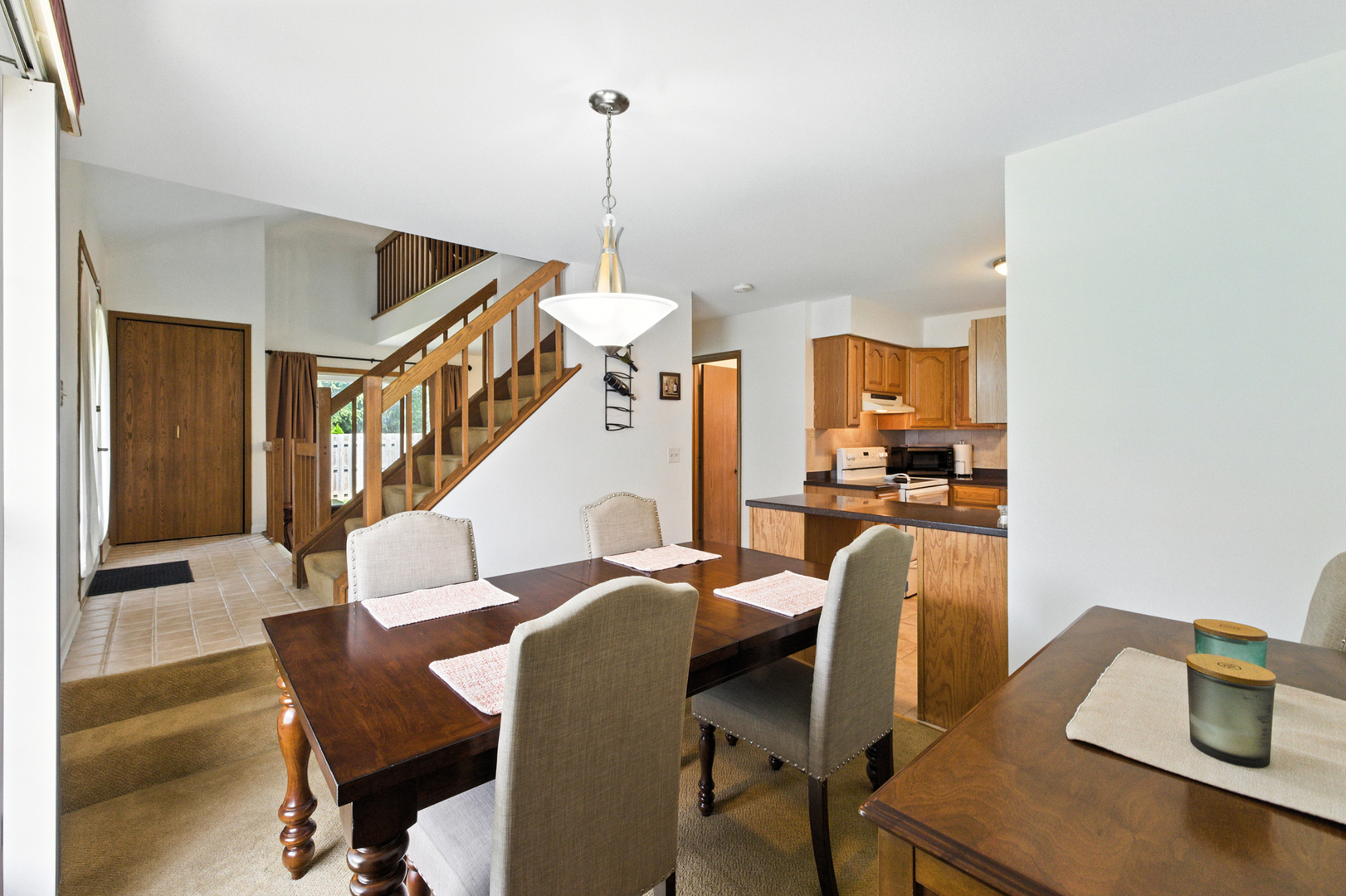 2S749 Grove Lane, Warrenville, IL 60555