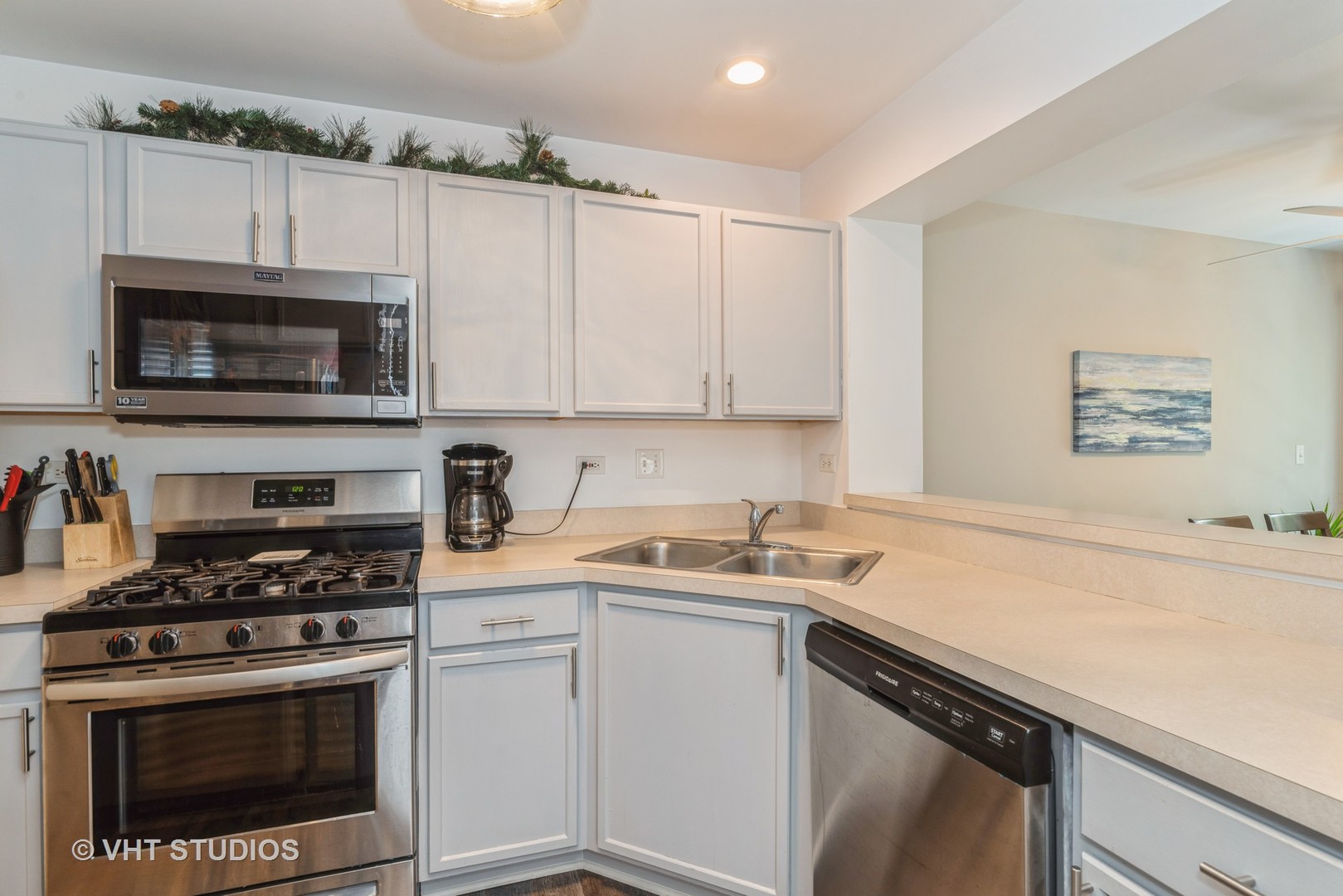 601 Fox Ridge Drive #601, Fox Lake, IL 60020