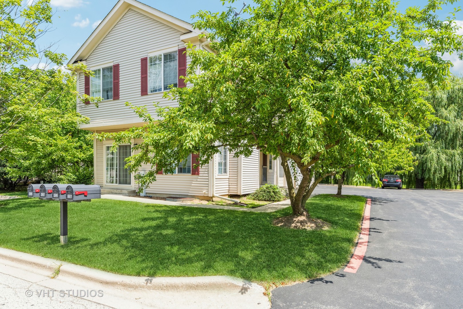 601 Fox Ridge Drive #601, Fox Lake, IL 60020
