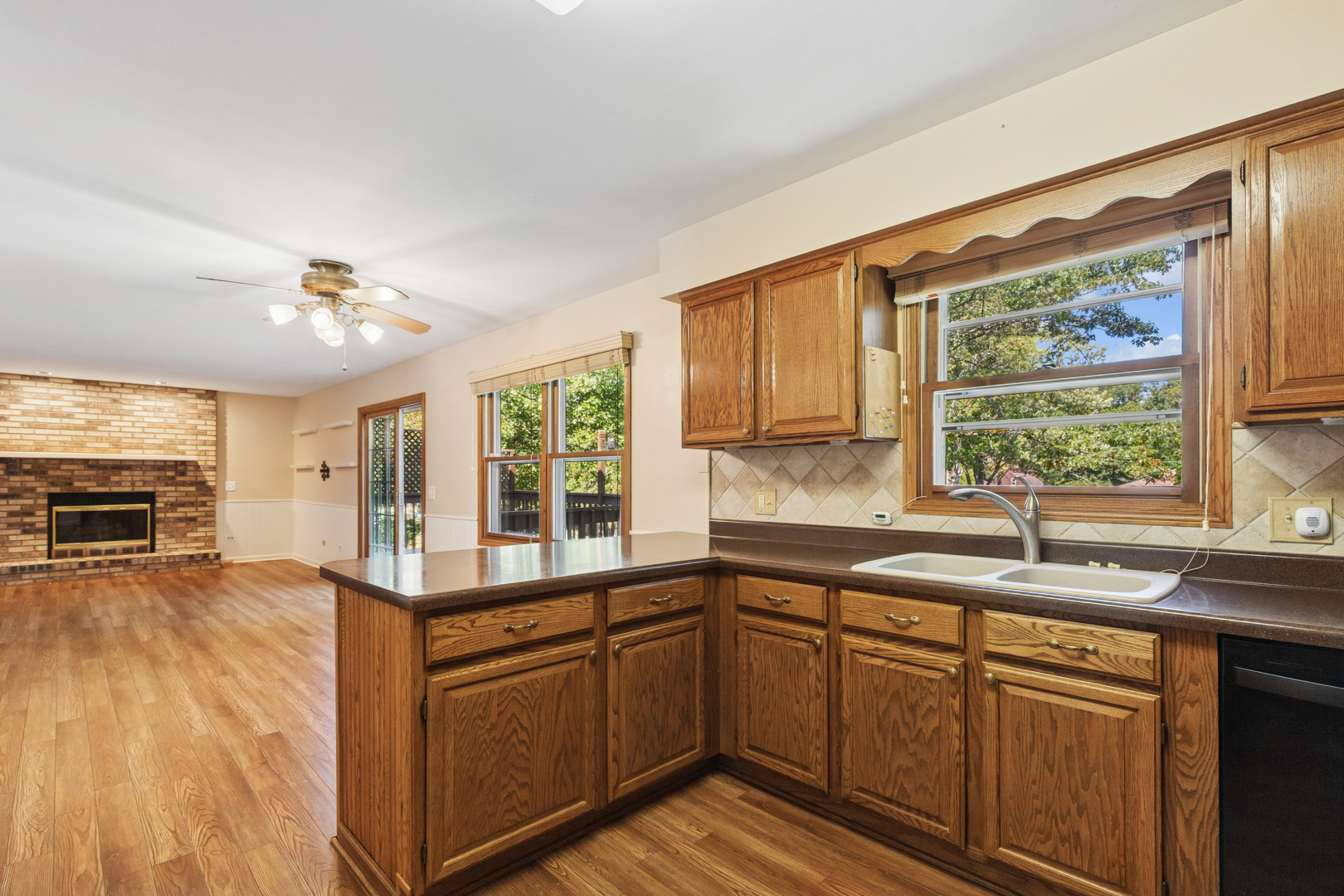 4176 Blackstone Avenue, Gurnee, IL 60031