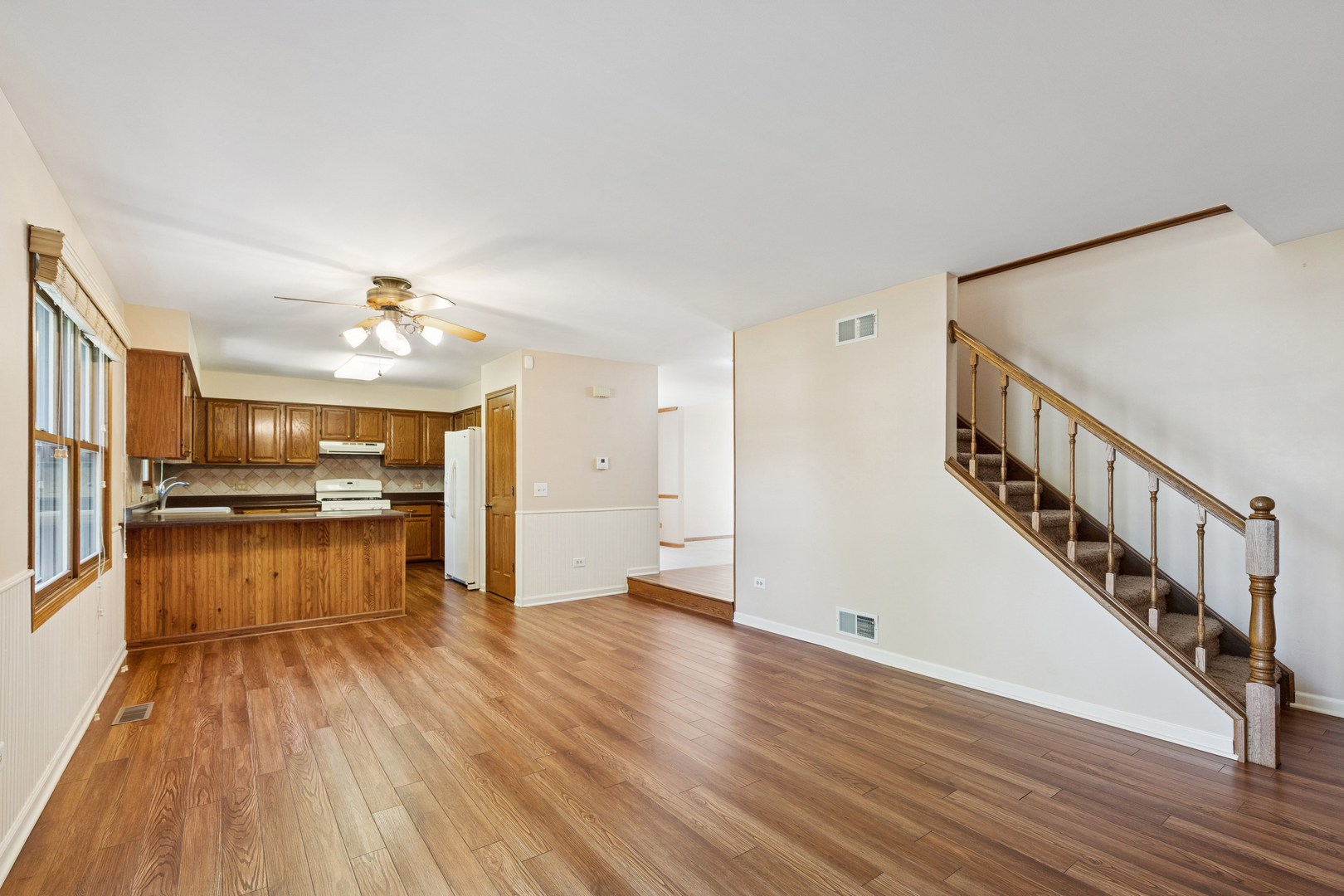 4176 Blackstone Avenue, Gurnee, IL 60031