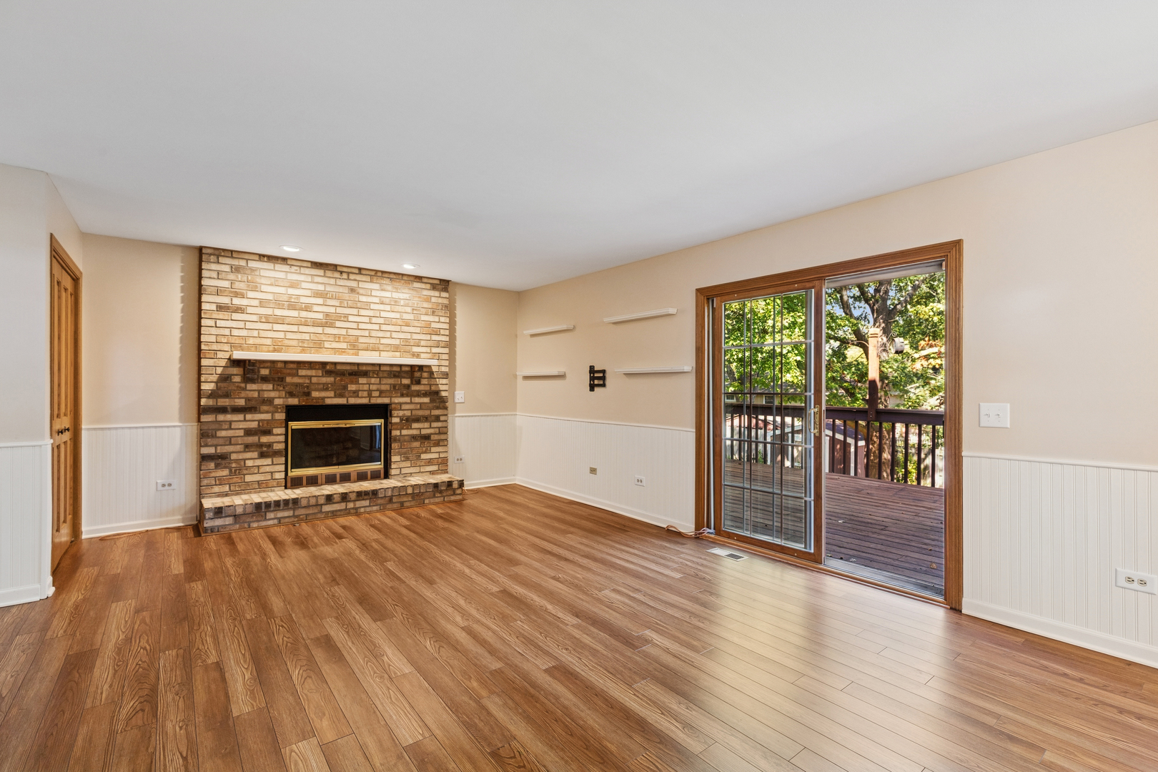 4176 Blackstone Avenue, Gurnee, IL 60031