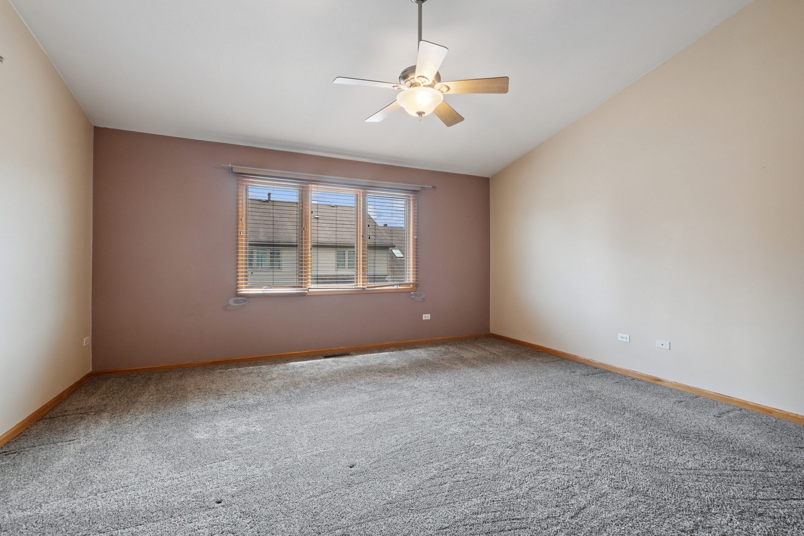 7908 W Tameling Court, Palos Hills, IL 60465