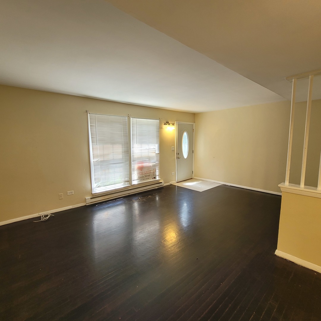 2110 Hebron Avenue #2110, Zion, IL 60099