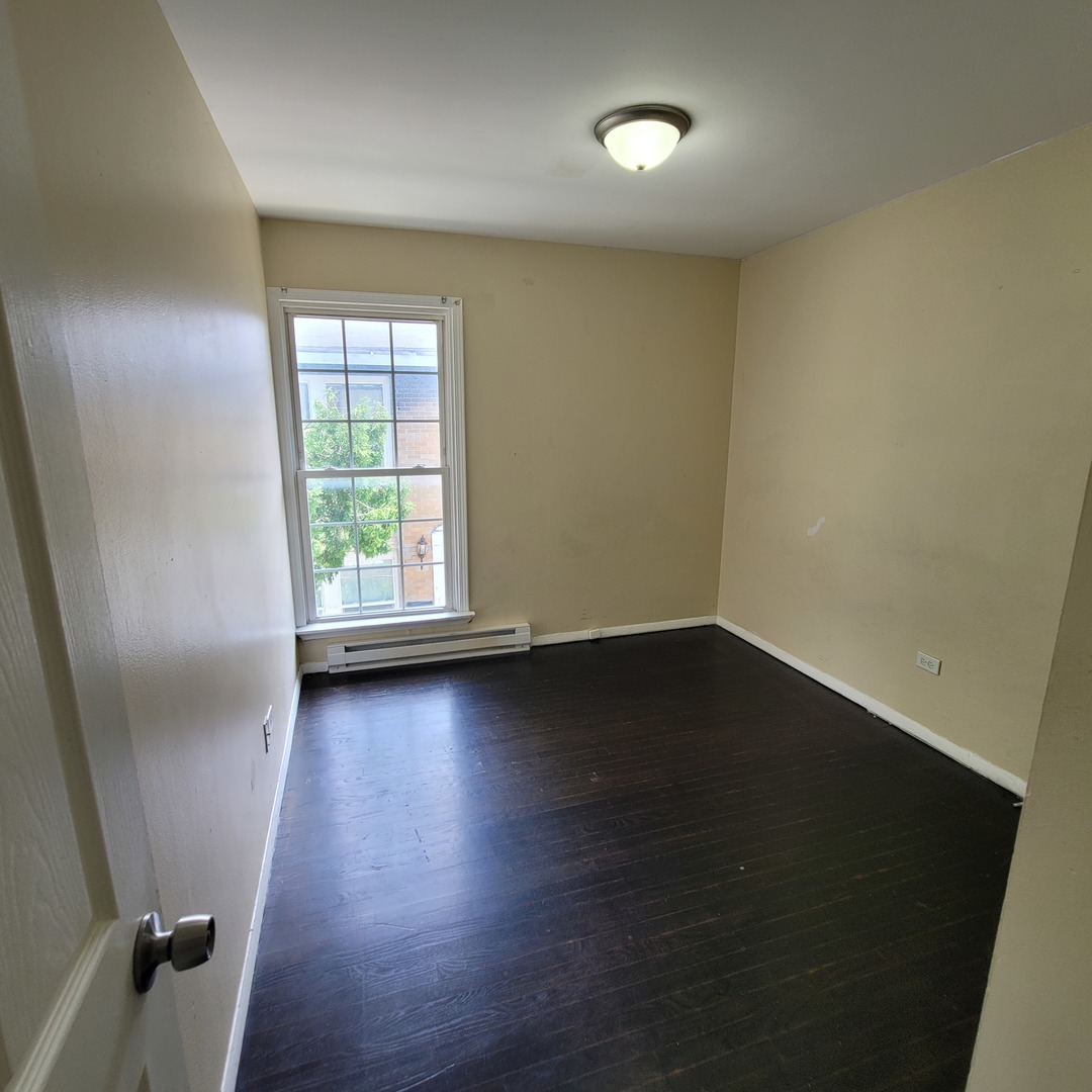 2110 Hebron Avenue #2110, Zion, IL 60099
