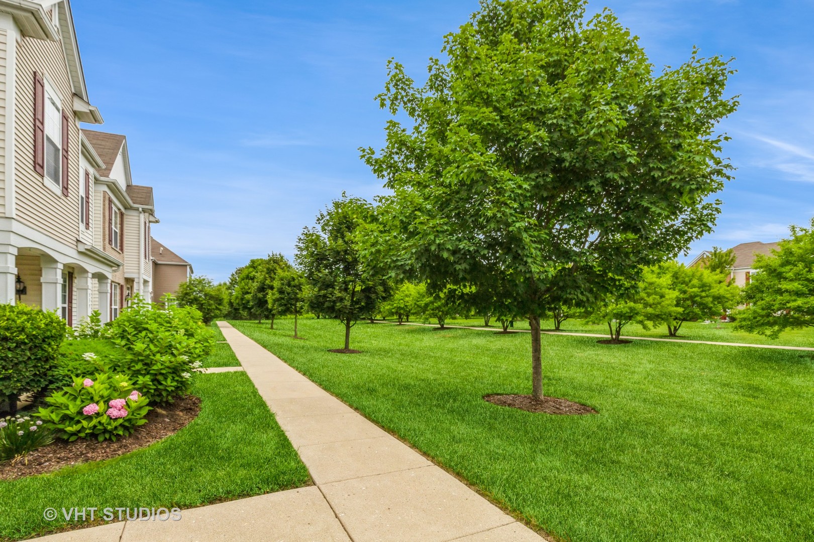 543 Topeka Drive, Grayslake, IL 60030