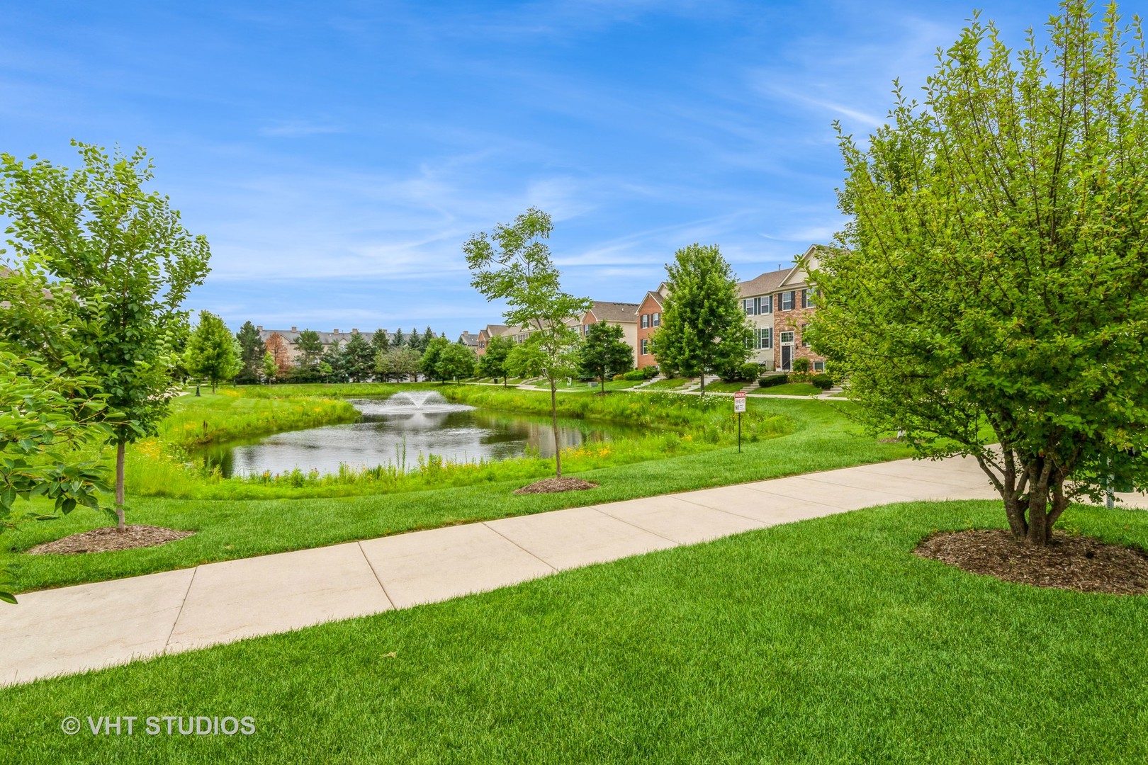 543 Topeka Drive, Grayslake, IL 60030
