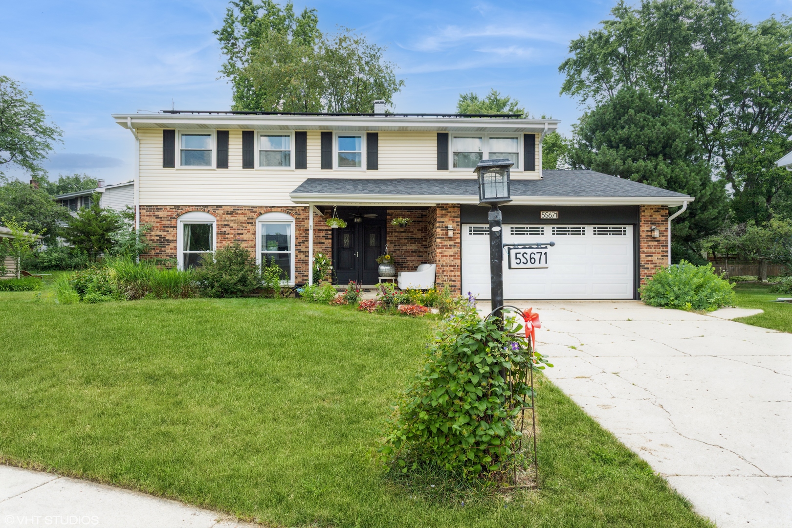 5S671 Buttonwood Court, Naperville, IL 60540