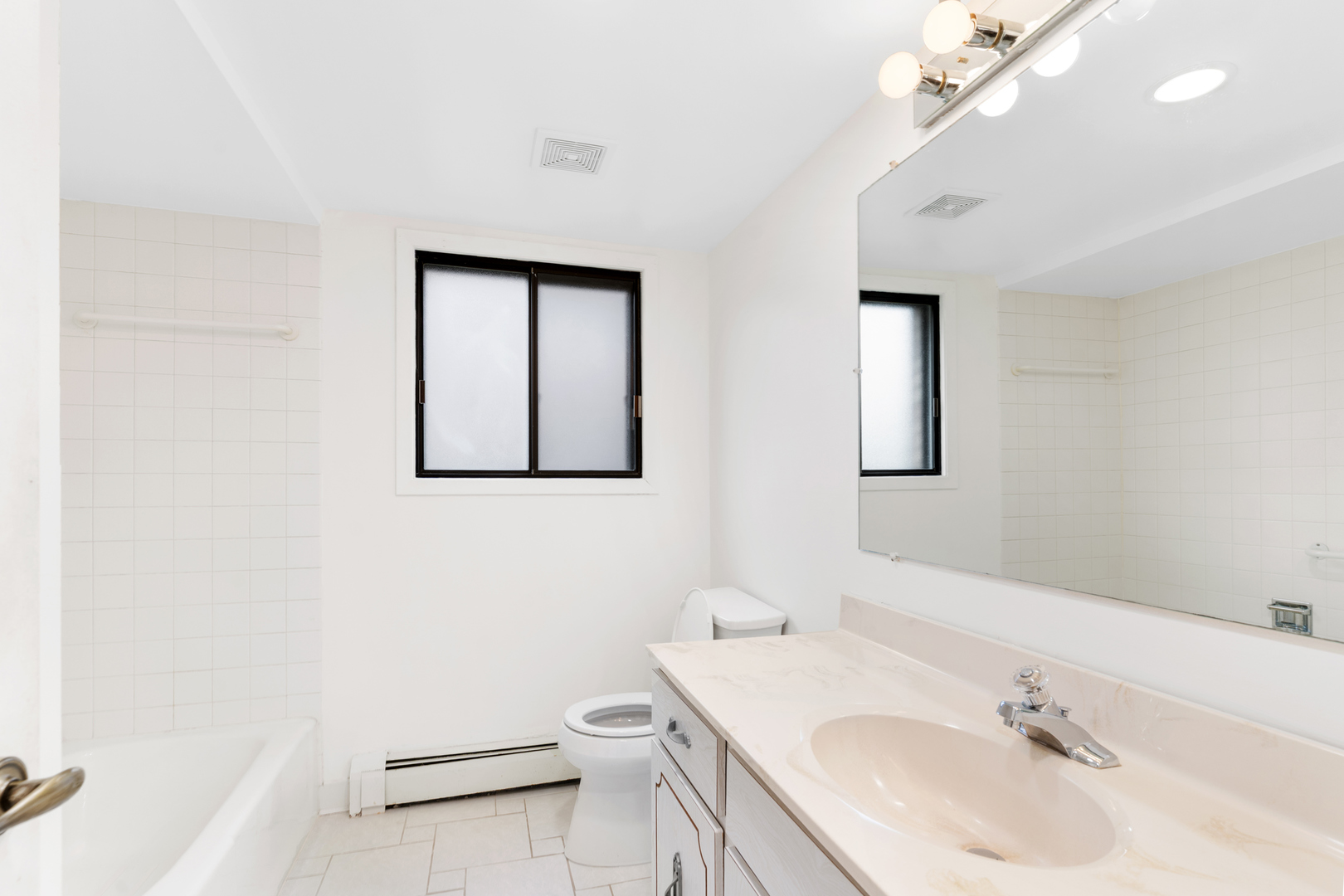 15128 Quail Hollow Drive #1S, Orland Park, IL 60462
