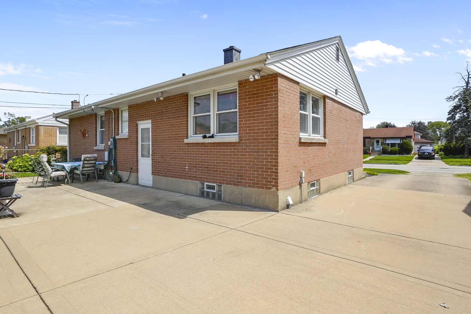 1516 Atwood Avenue, Berkeley, IL 60163