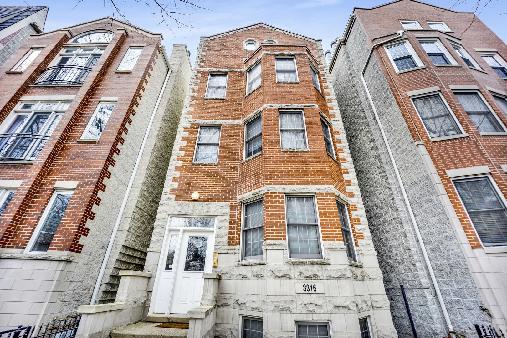 3316 N Damen Avenue #3, Chicago, IL 60618