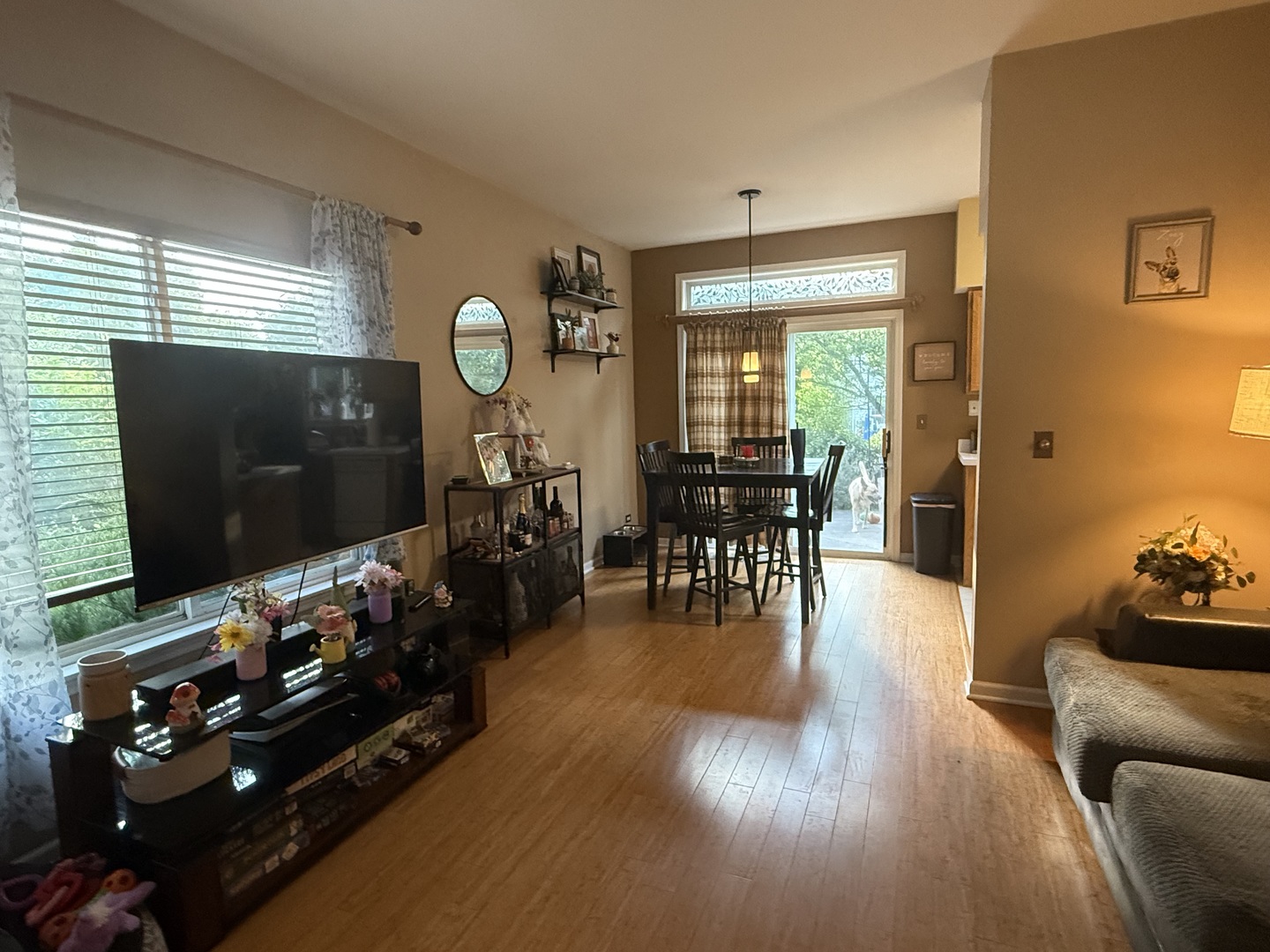 2717 Glenwood Court, Naperville, IL 60564