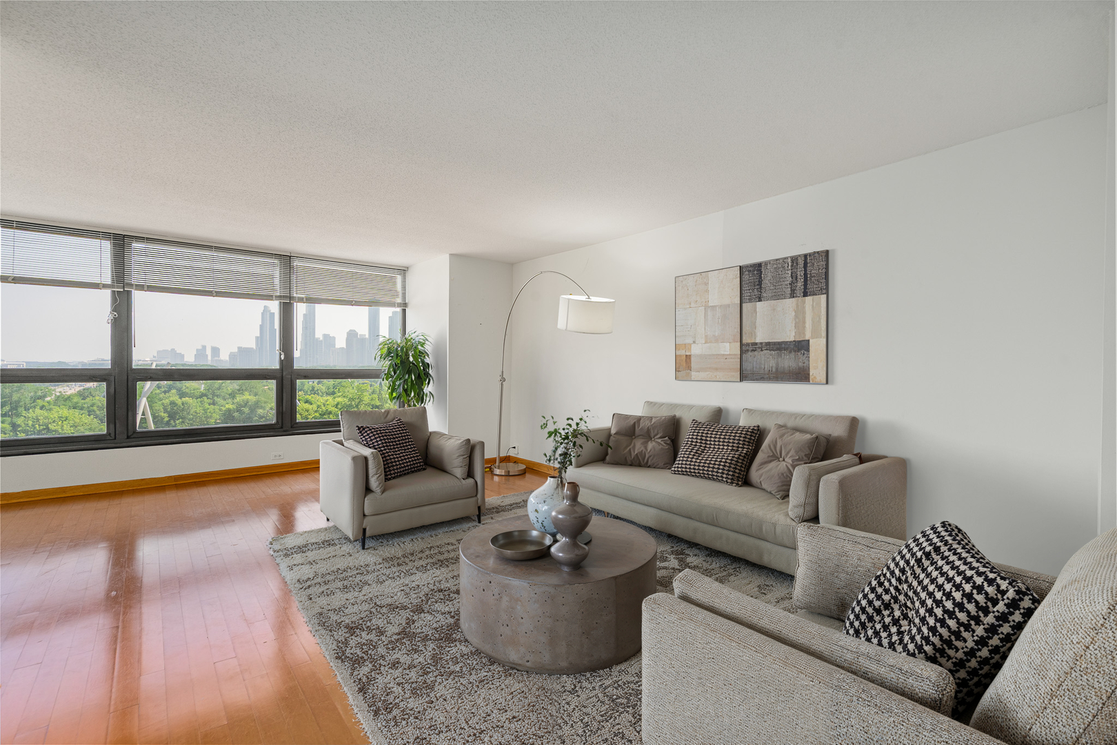 360 E RANDOLPH Street #503, Chicago, IL 60601