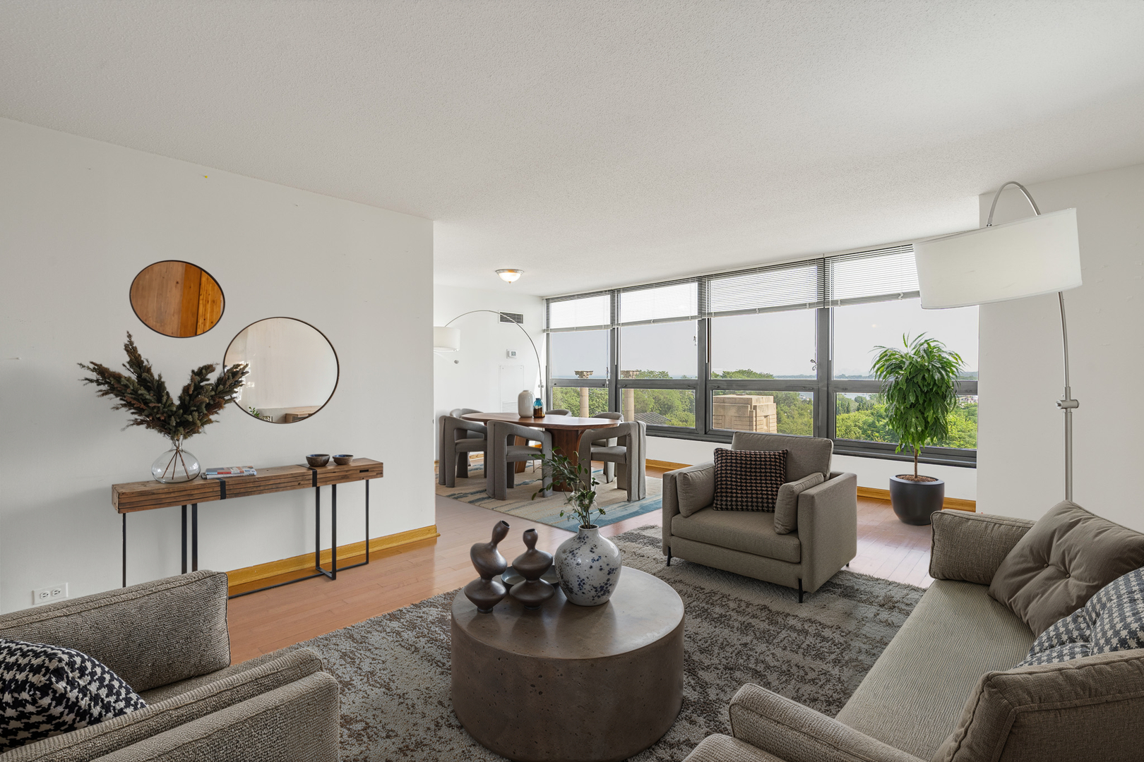 360 E RANDOLPH Street #503, Chicago, IL 60601