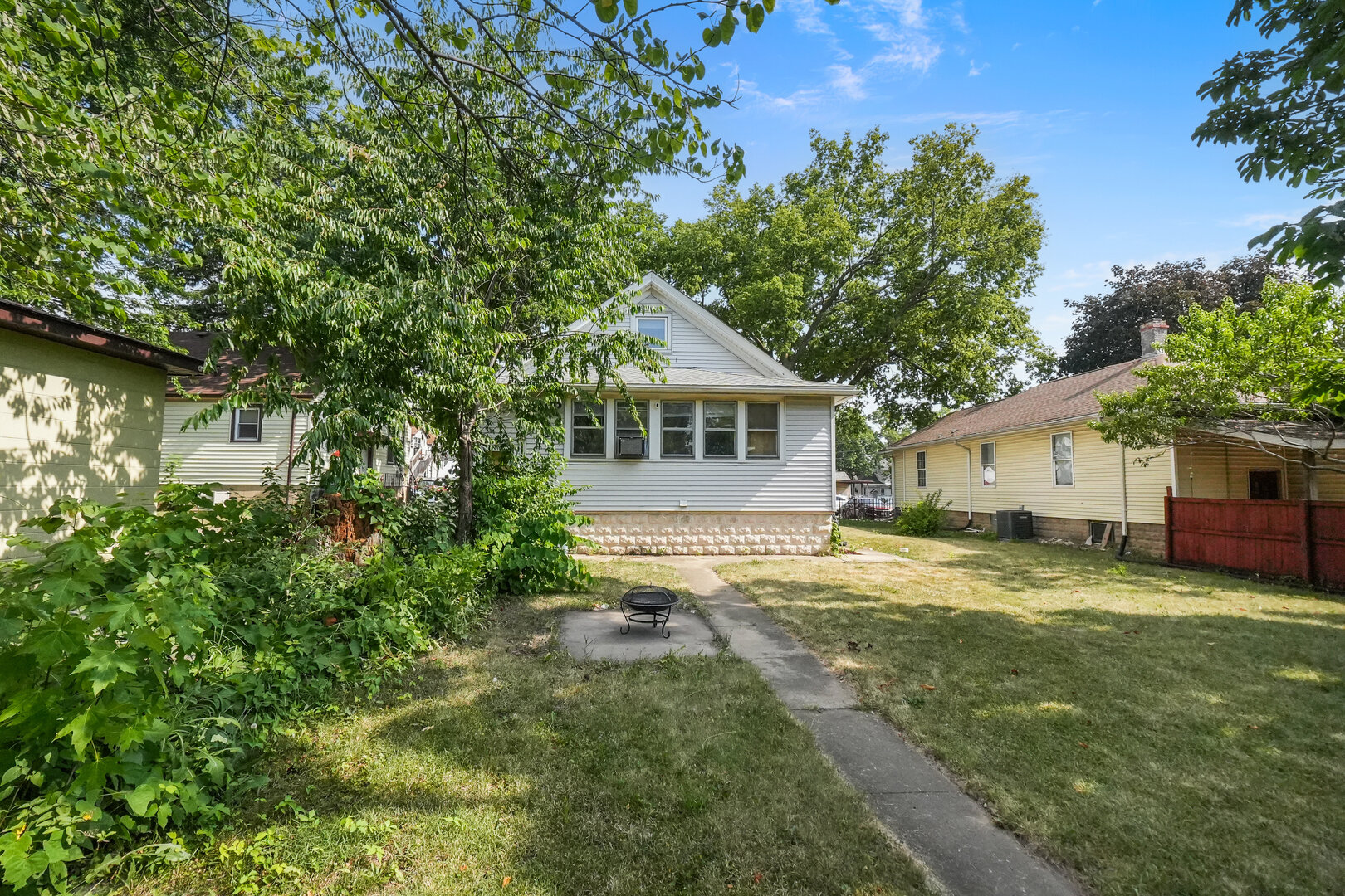 208 Frank Avenue, Joliet, IL 60435