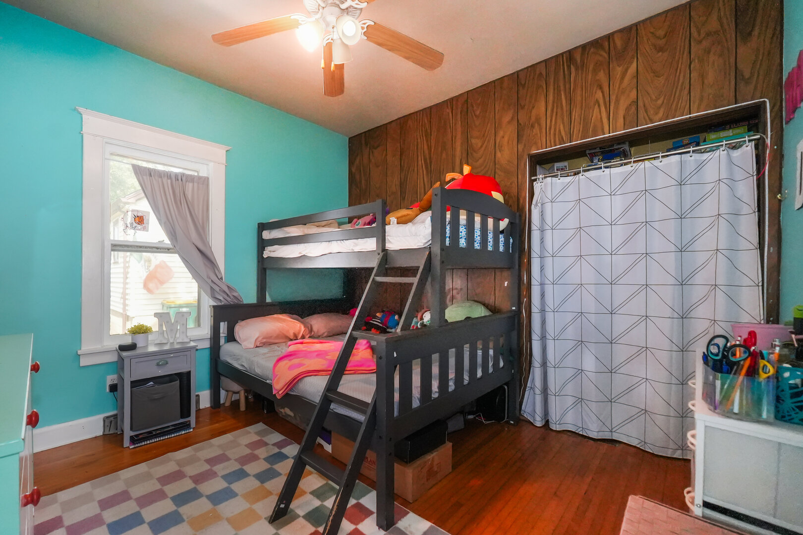 208 Frank Avenue, Joliet, IL 60435