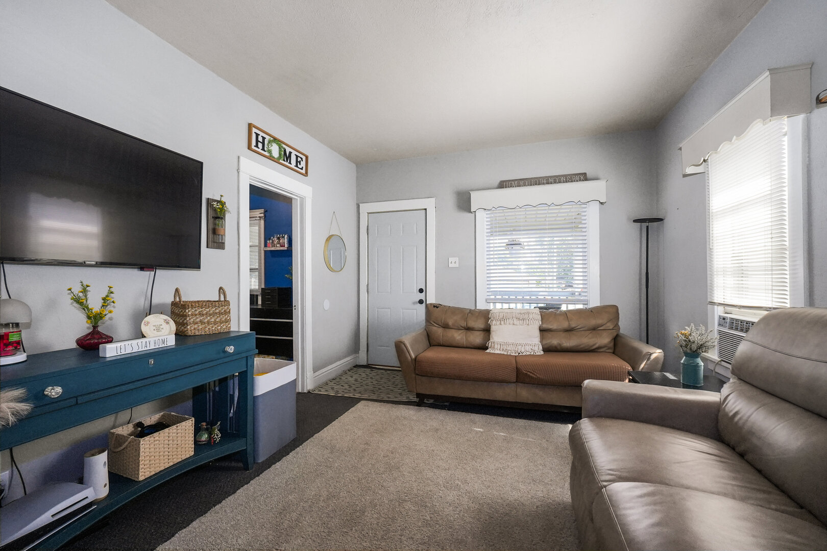 208 Frank Avenue, Joliet, IL 60435