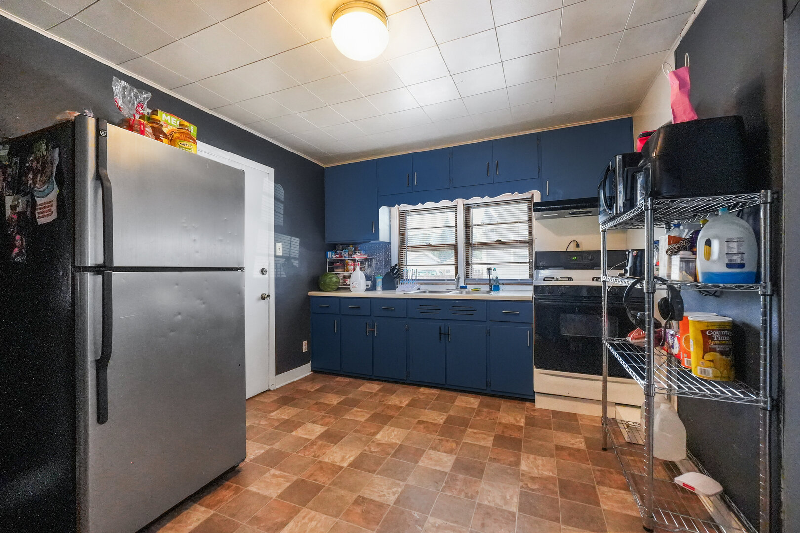 208 Frank Avenue, Joliet, IL 60435