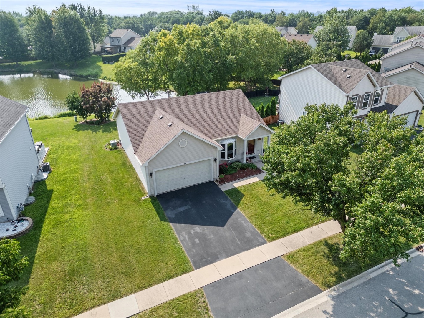 569 Scott Lane, Romeoville, IL 60446