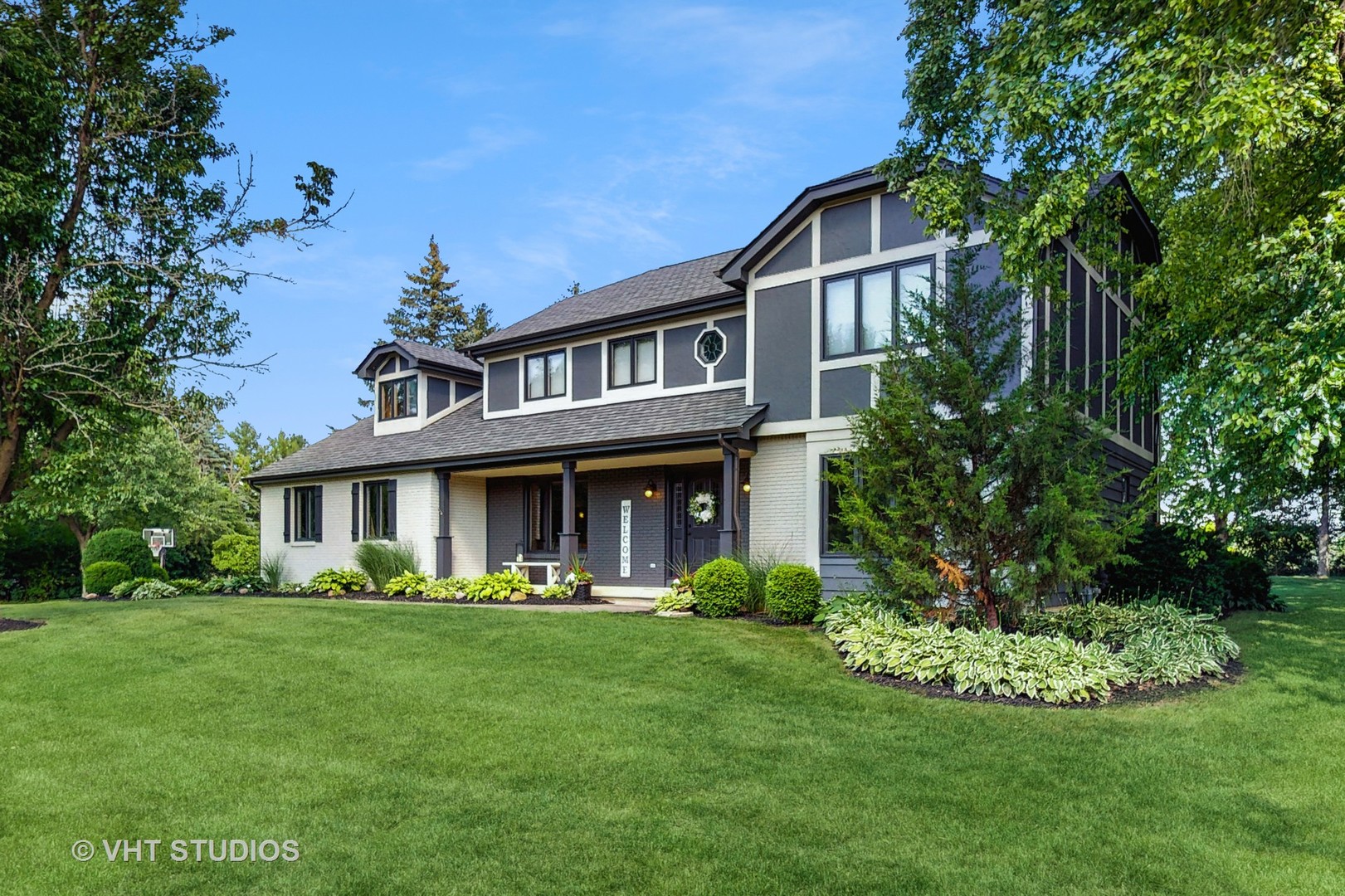 5N579 Leola Lane, St. Charles, IL 60175