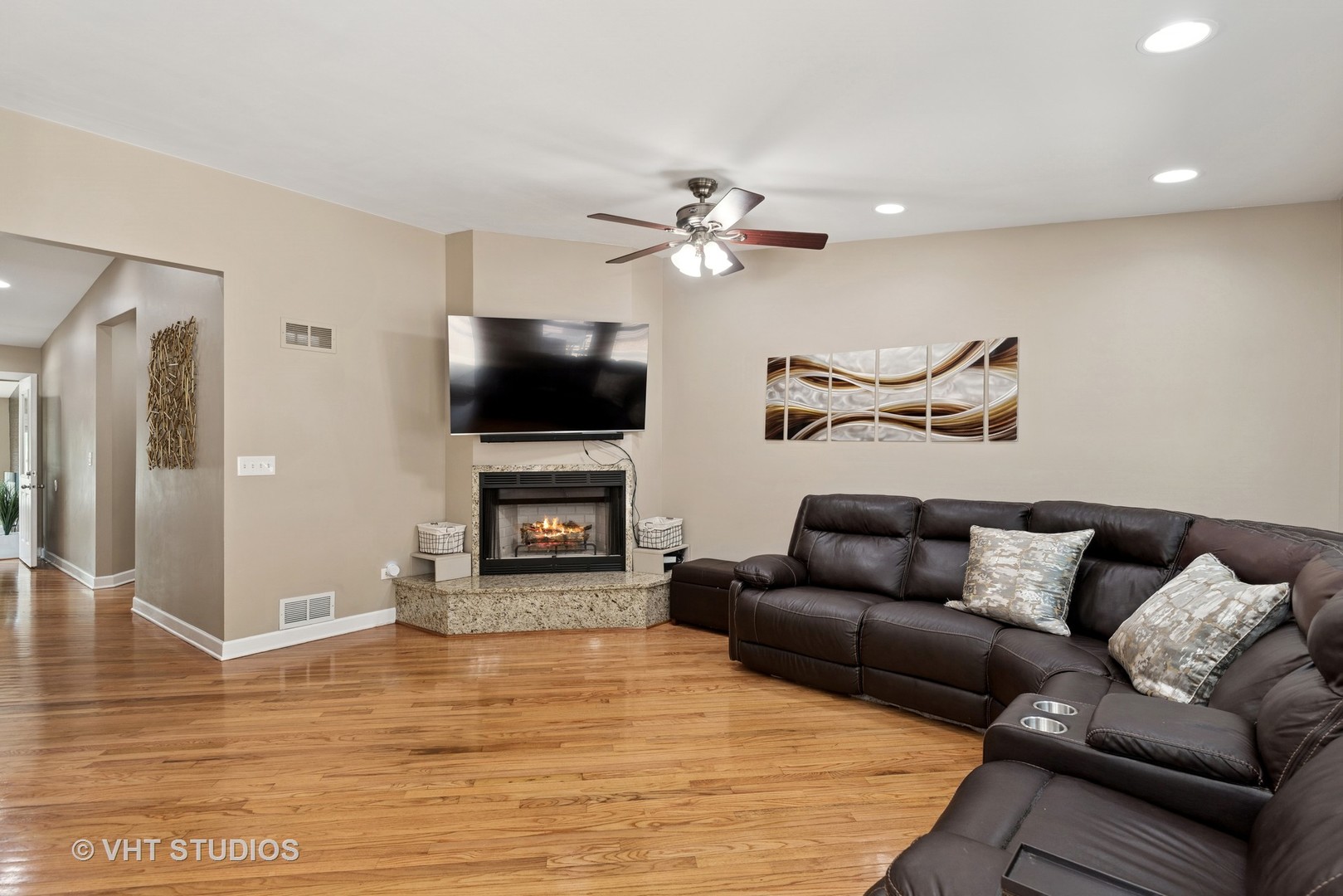 35083 N Sheridan Drive, Ingleside, IL 60041
