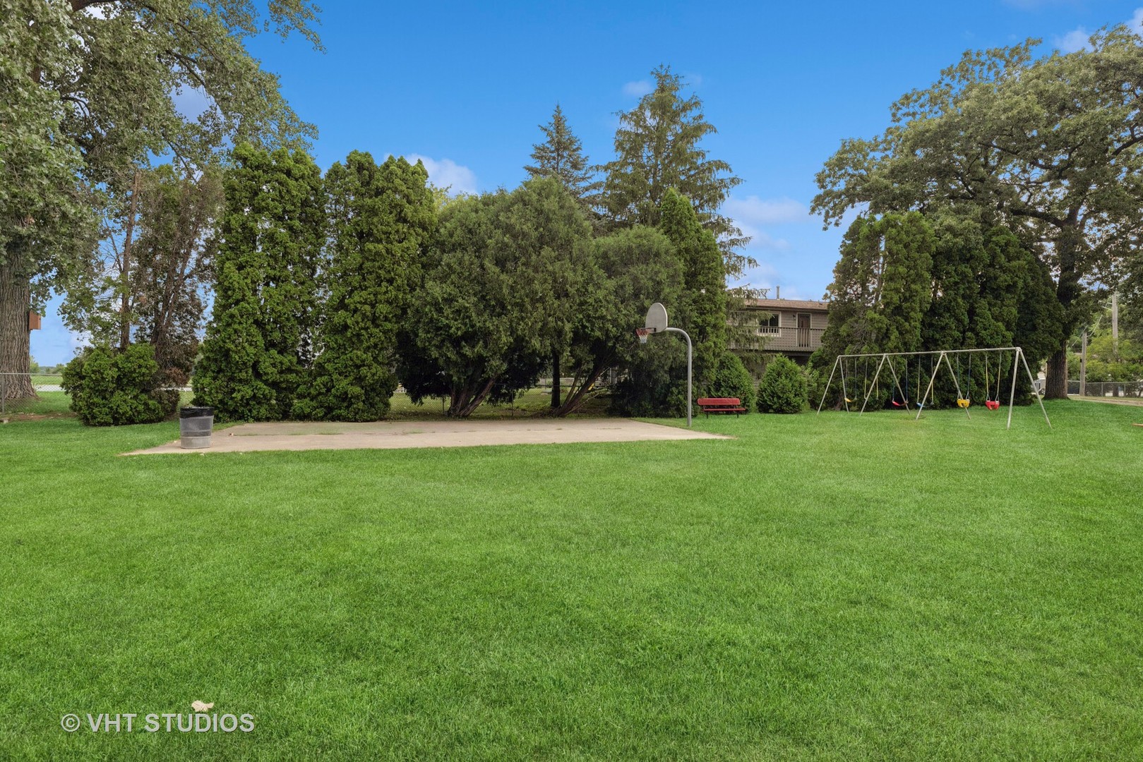 35083 N Sheridan Drive, Ingleside, IL 60041